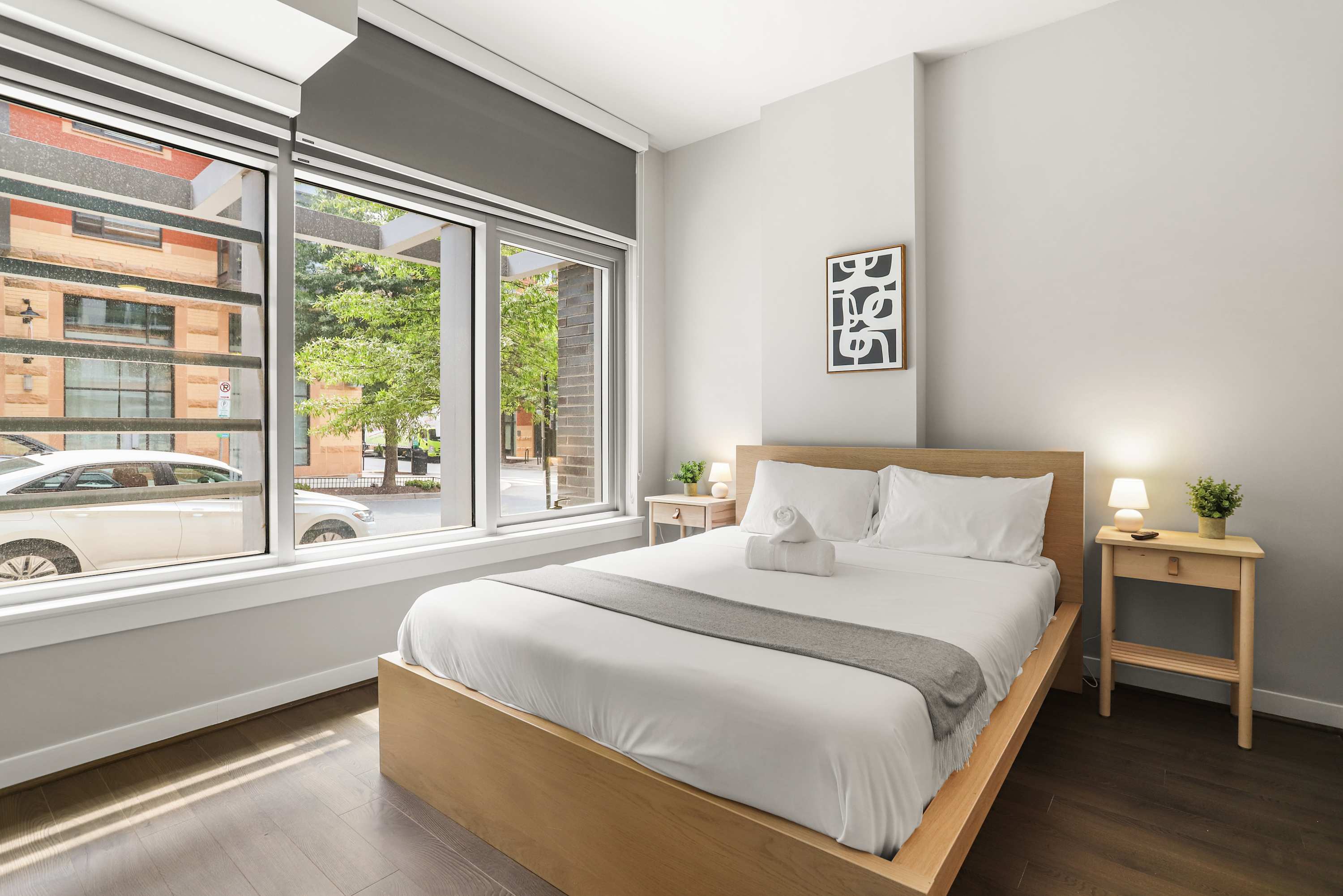 Modern Apt Near DC & Metro | Pool & Gym