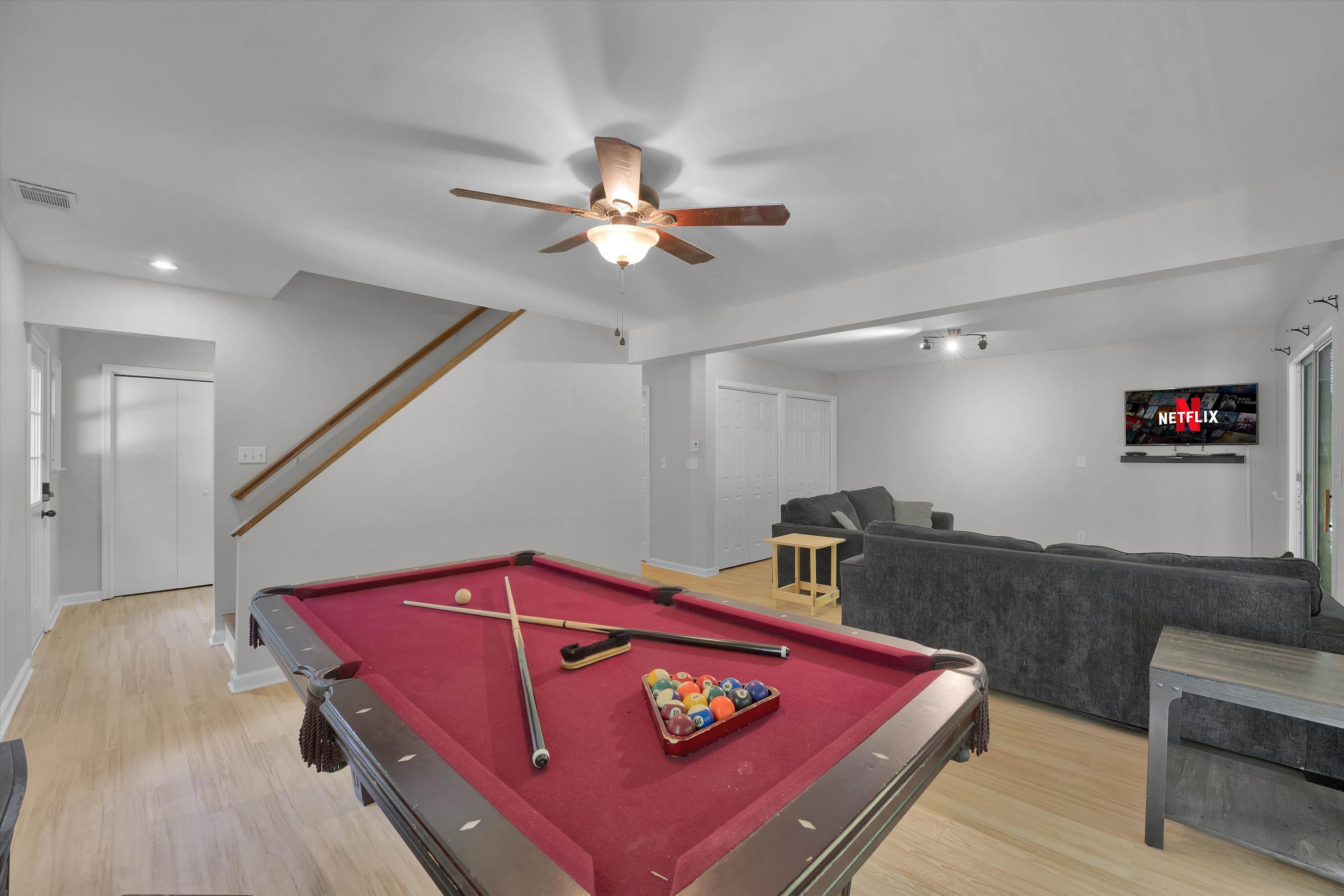 Pocono Chalet With Pool Table | 15 Min to Skiing