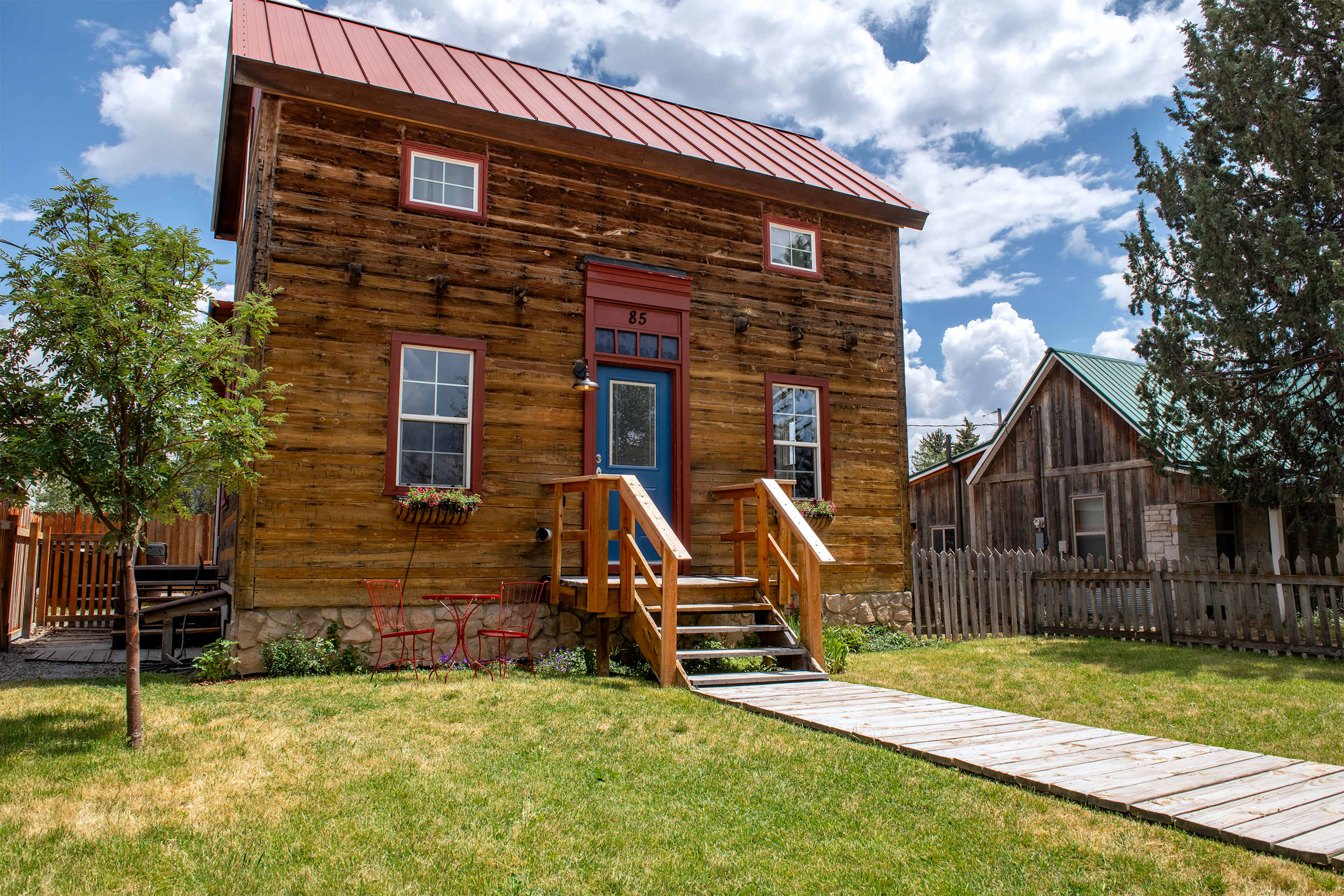 First Street Cabin | Hot Tub | Walk Downtown - Driggs, ID