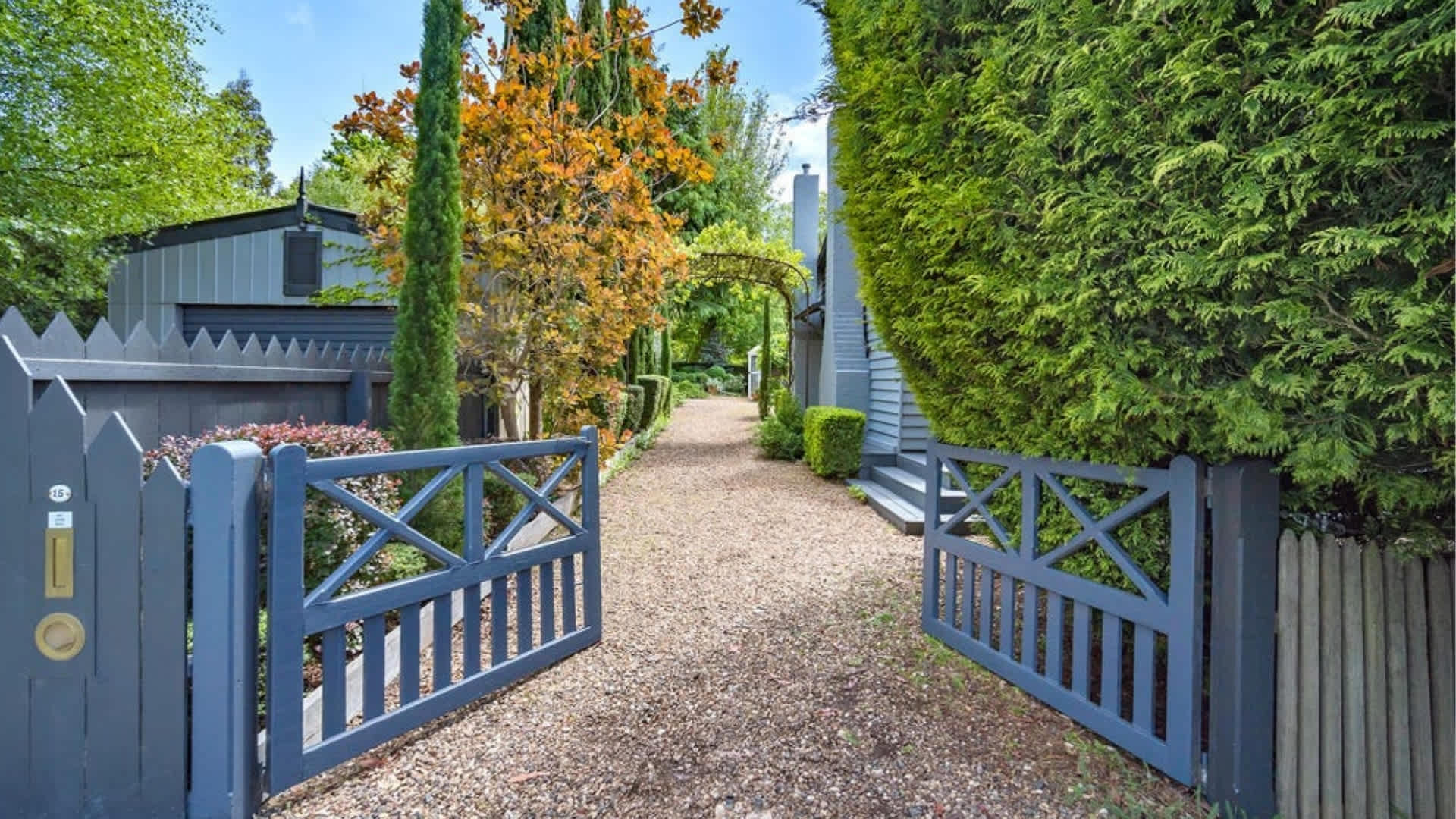 Uffington House & Cottage