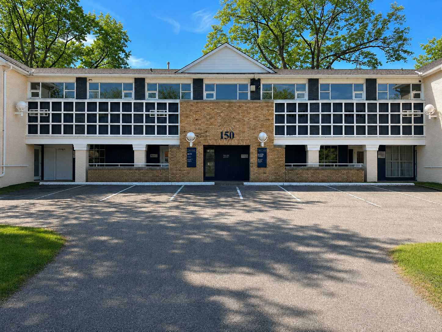 Stratford Huron St. Studio Apt #206, 2nd Fl.