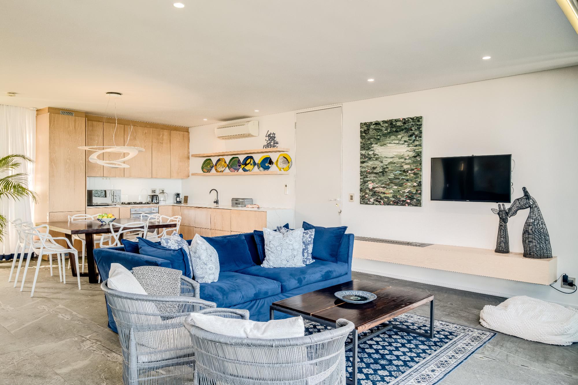 Unique Camps Bay Apartment w Private Pool Coral Sea 10