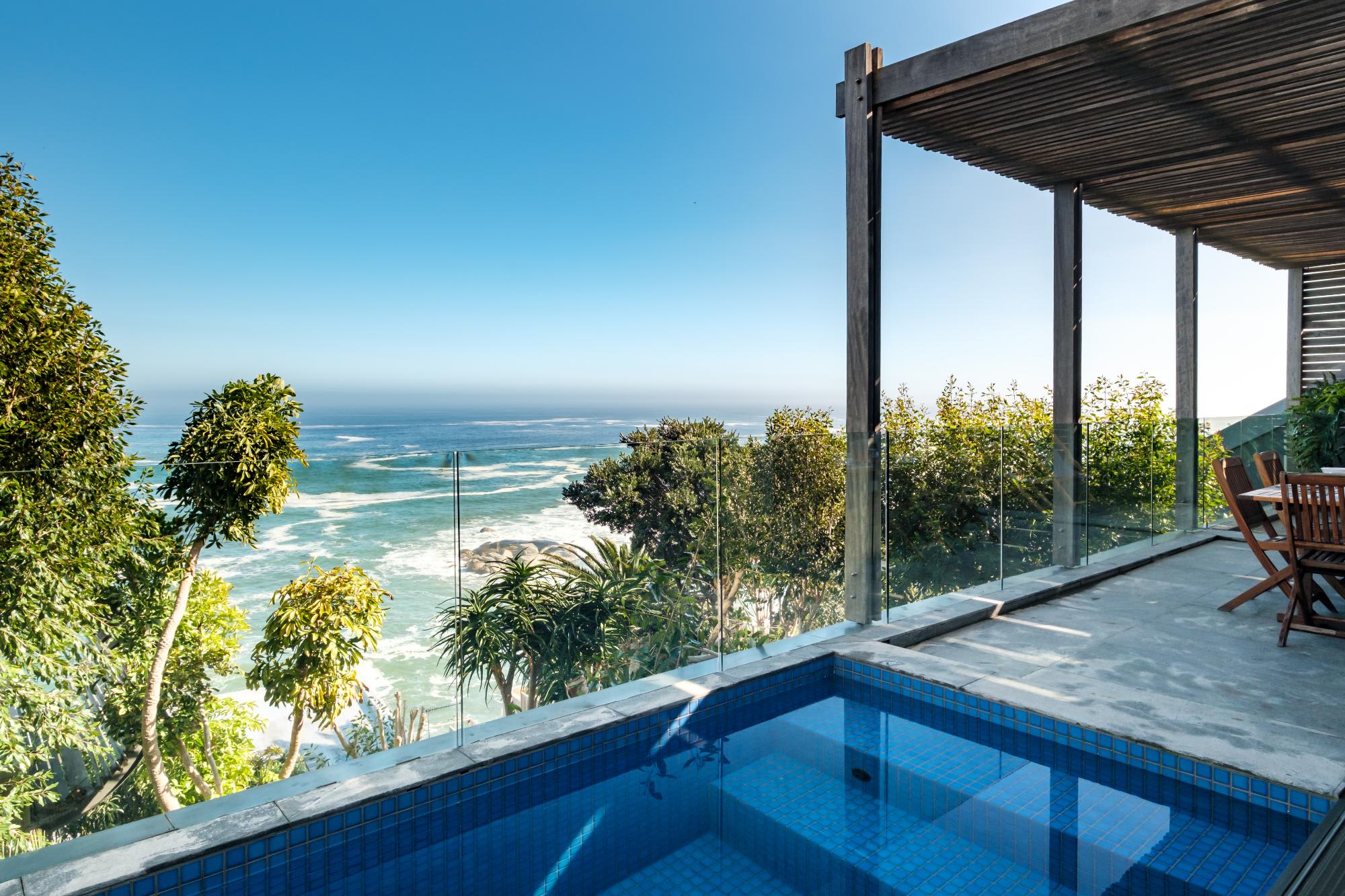 Unique Camps Bay Apartment w Private Pool Coral Sea