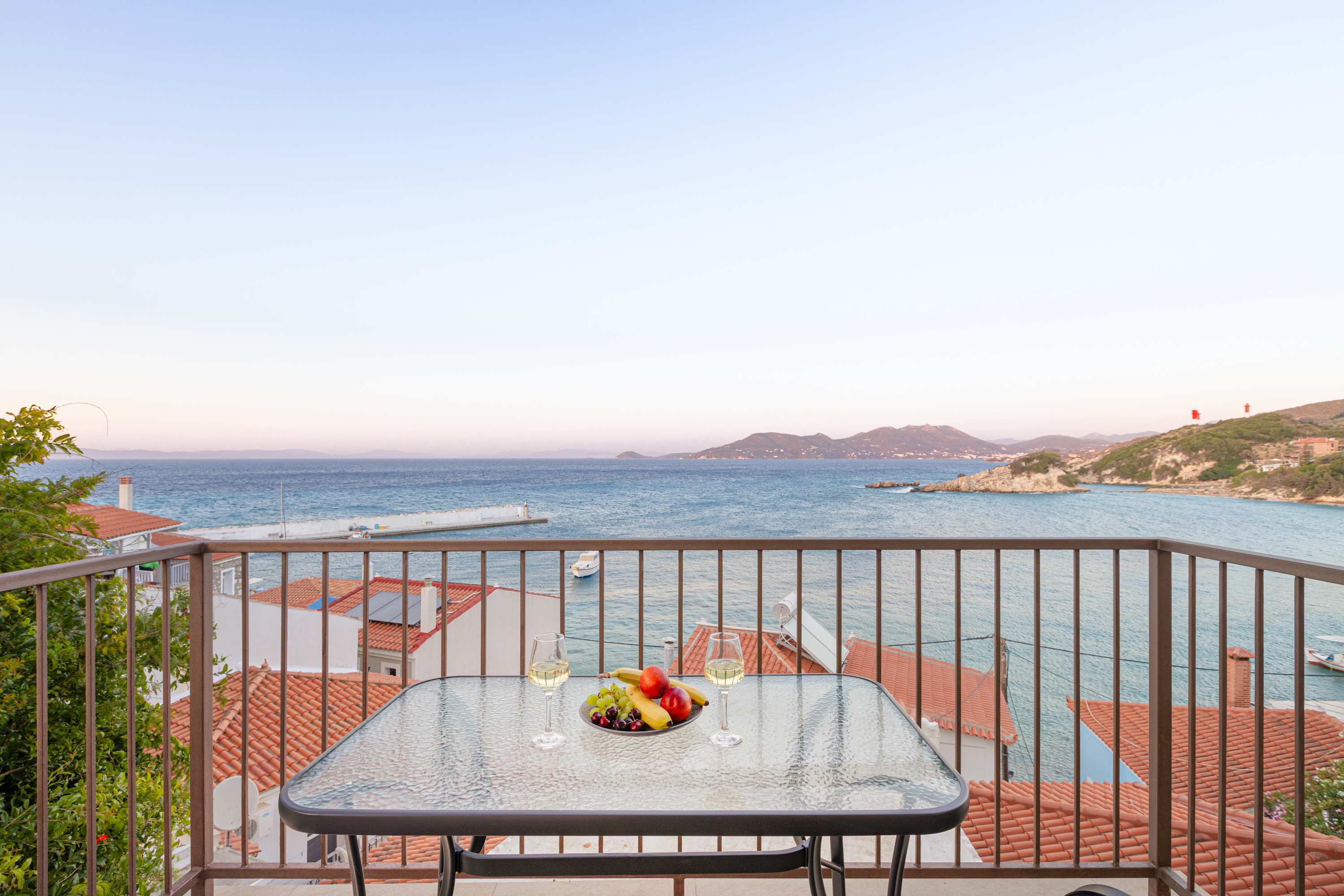 Studio Tepes - Natassa Samos SeaView Balcony Suite