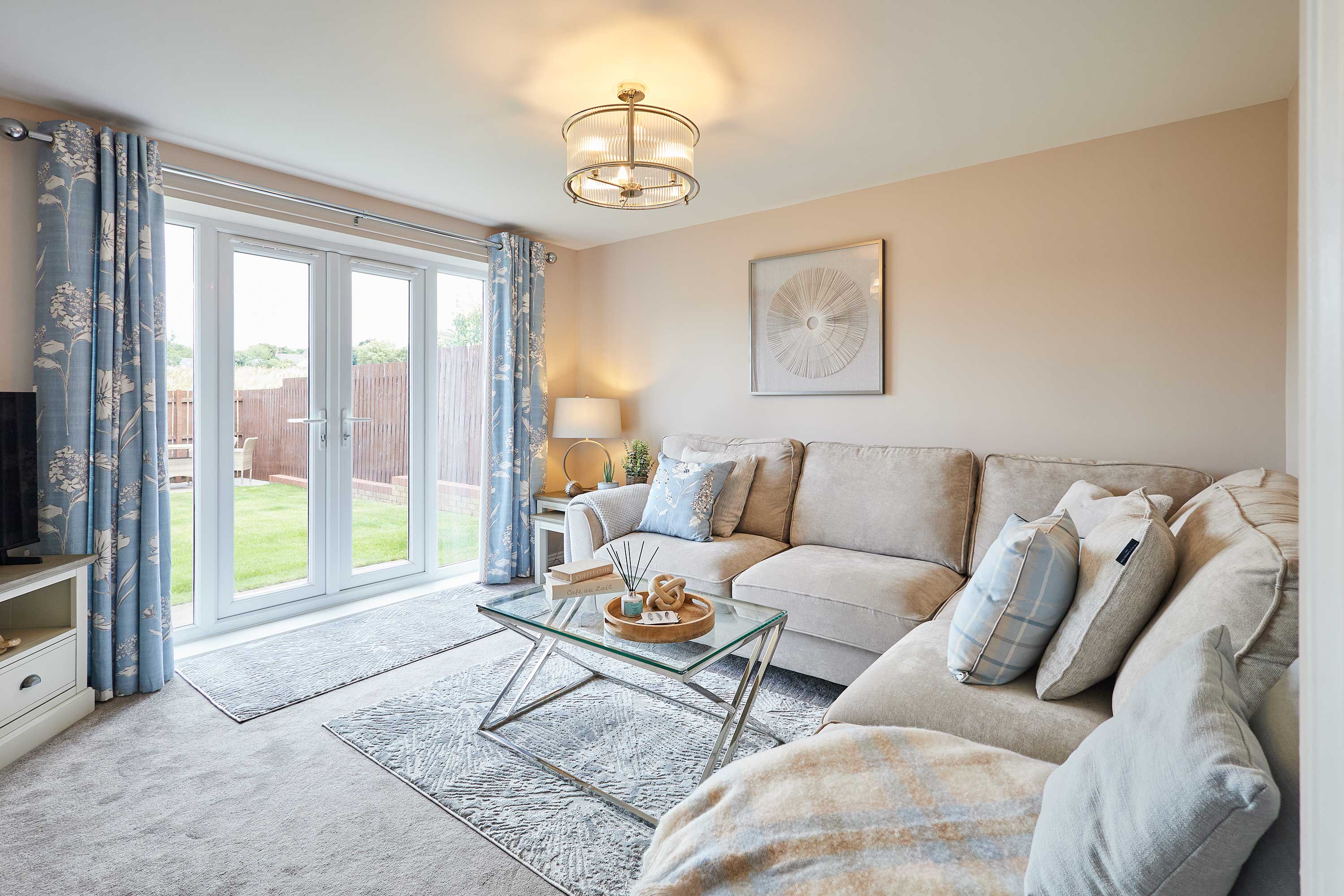Stratton Close – photo 1