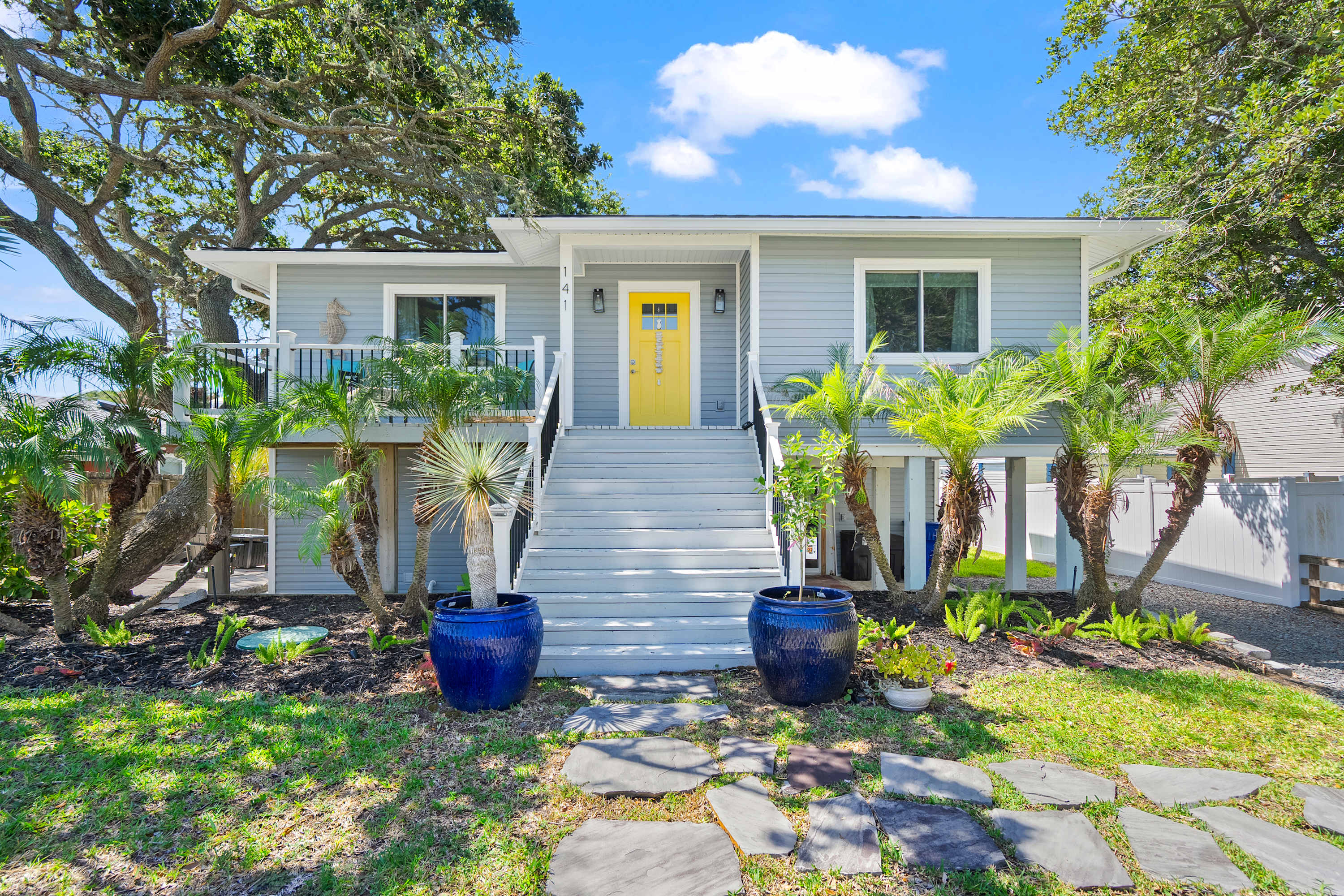 Walk to Surfside Beach Access, Golf Cart Add On