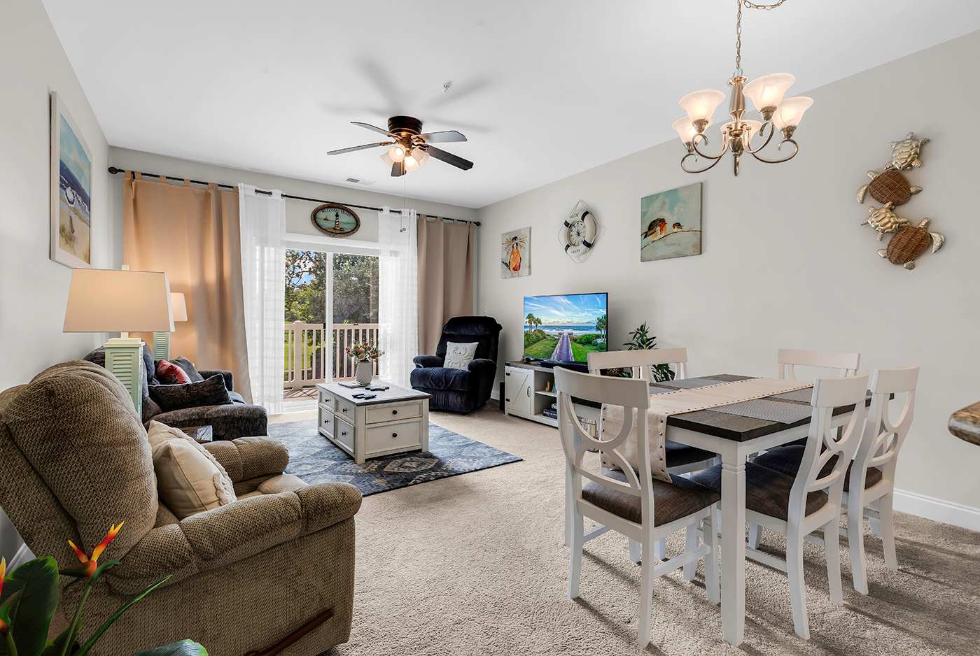 World Tour Fairway Condo Pool 10 Min to Beach | Photo 6