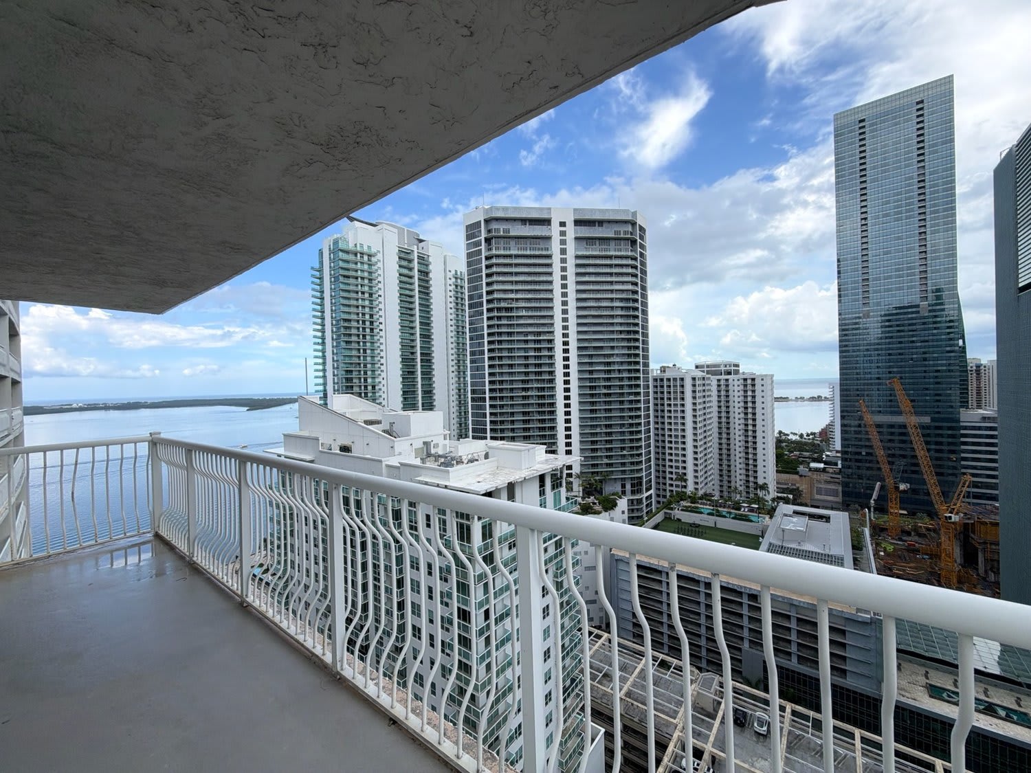 Brickell Condo with Pool View & Free Parking