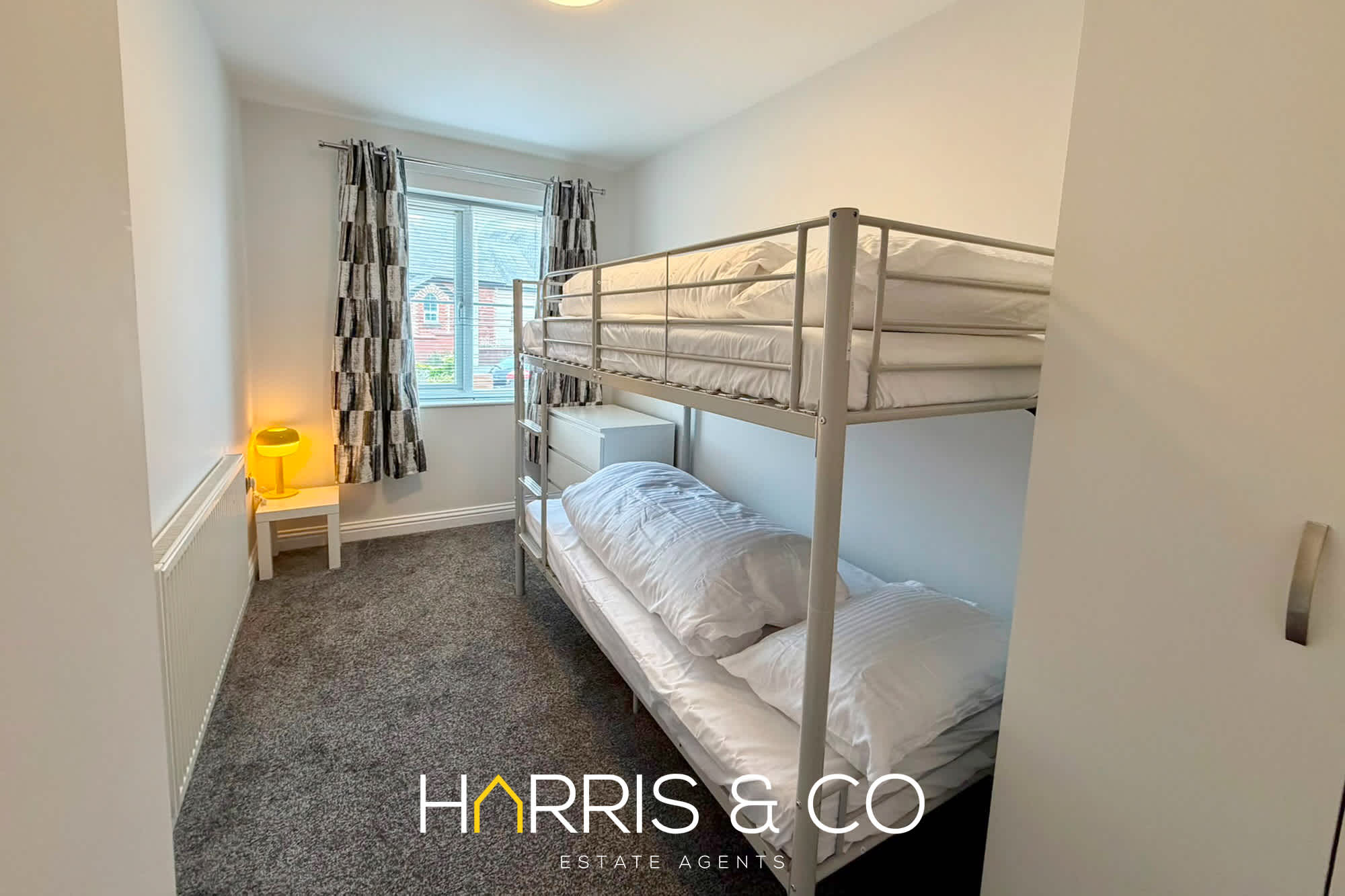 Lower Marsh Apartment in Apartment 1, 185A Fleetwood Road North FY5 4BH - Property image 23 - VivreStays