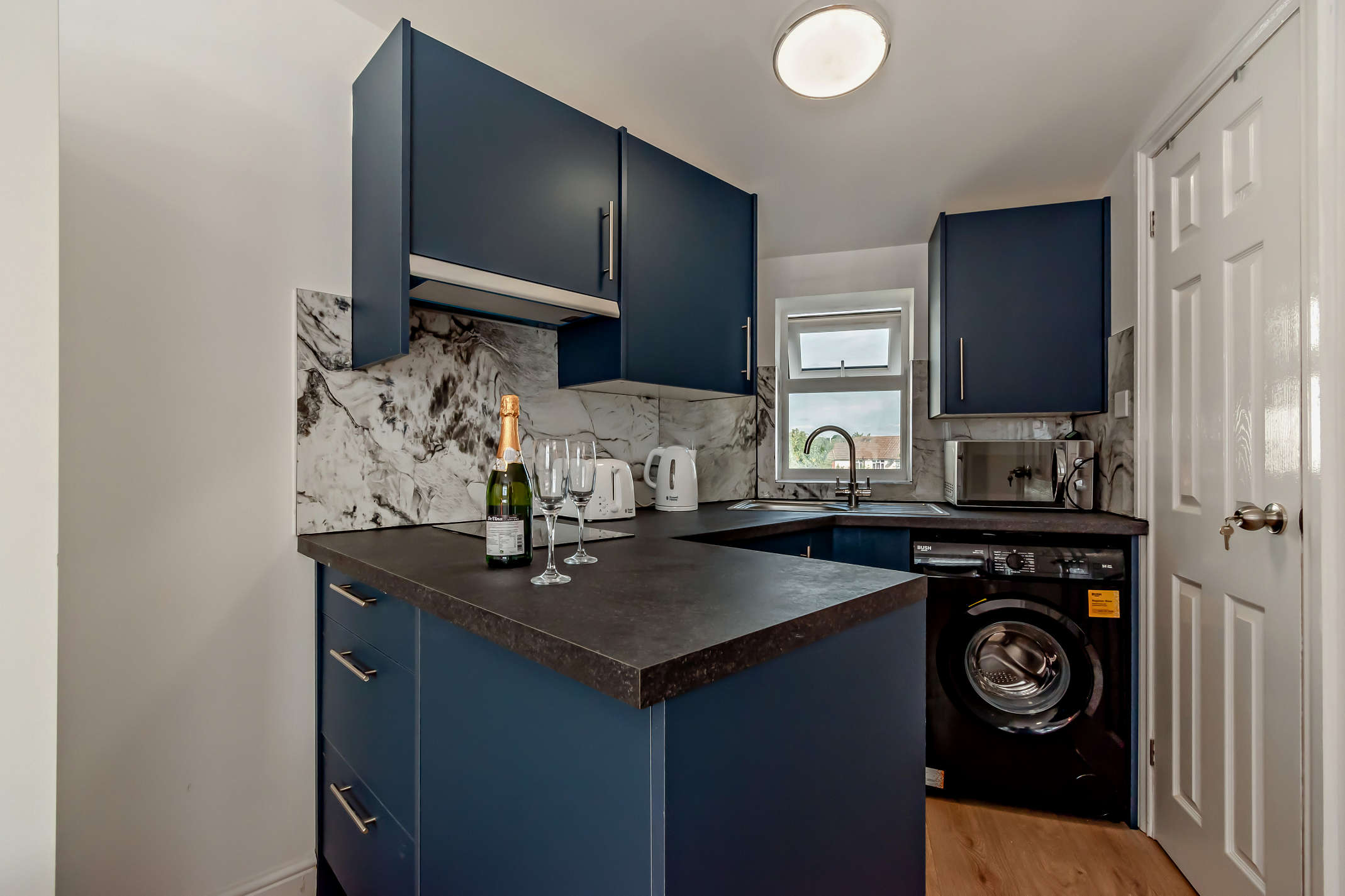 Poplar Apartment – photo 6