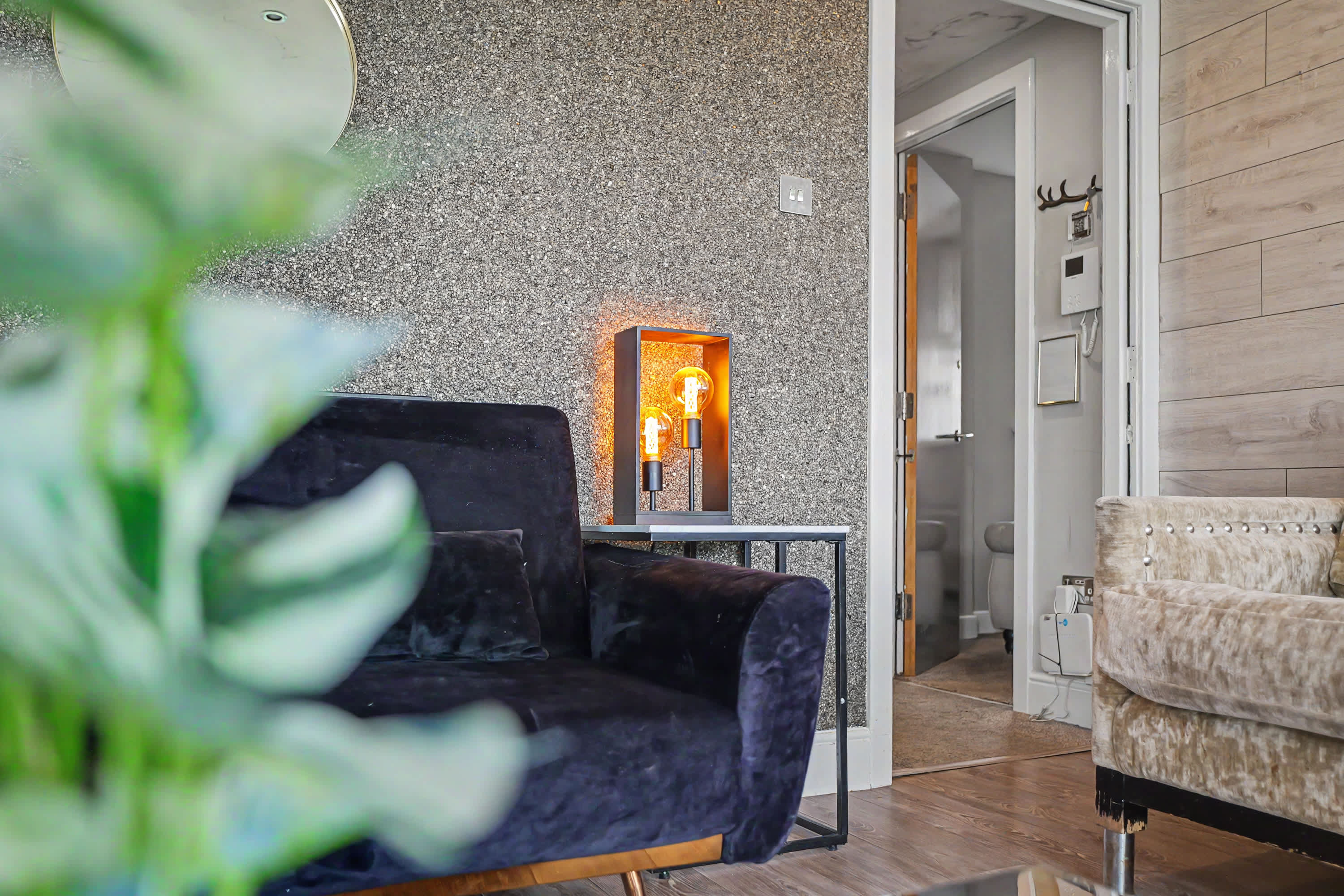 NEW | 2 Bedroom Glasgow Penthouse with Rooftop Terrace in Buchanan Street 10 G1 3LB - Property image 5 - VivreStays