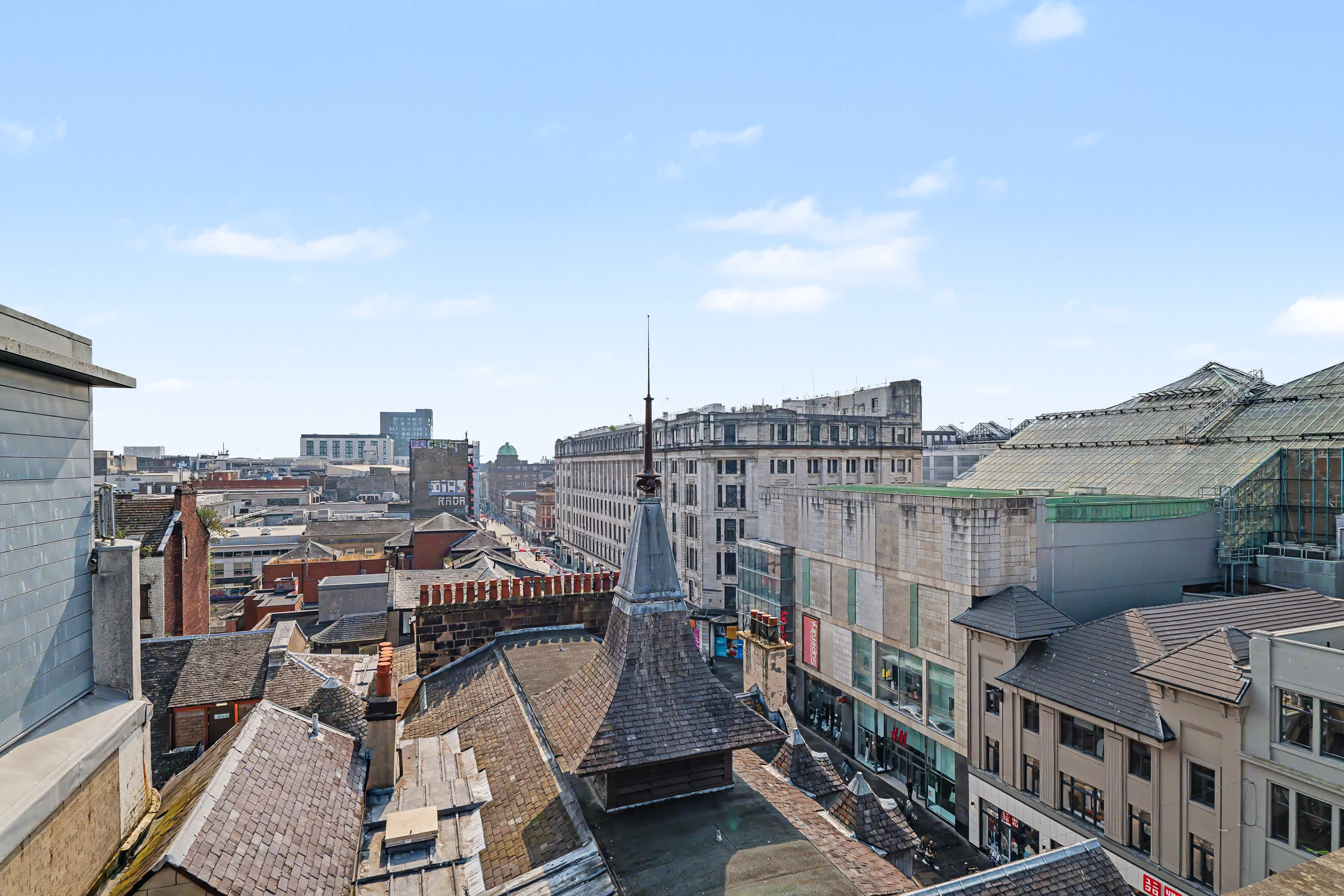 NEW | 2 Bedroom Glasgow Penthouse with Rooftop Terrace in Buchanan Street 10 G1 3LB - Property image 17 - VivreStays