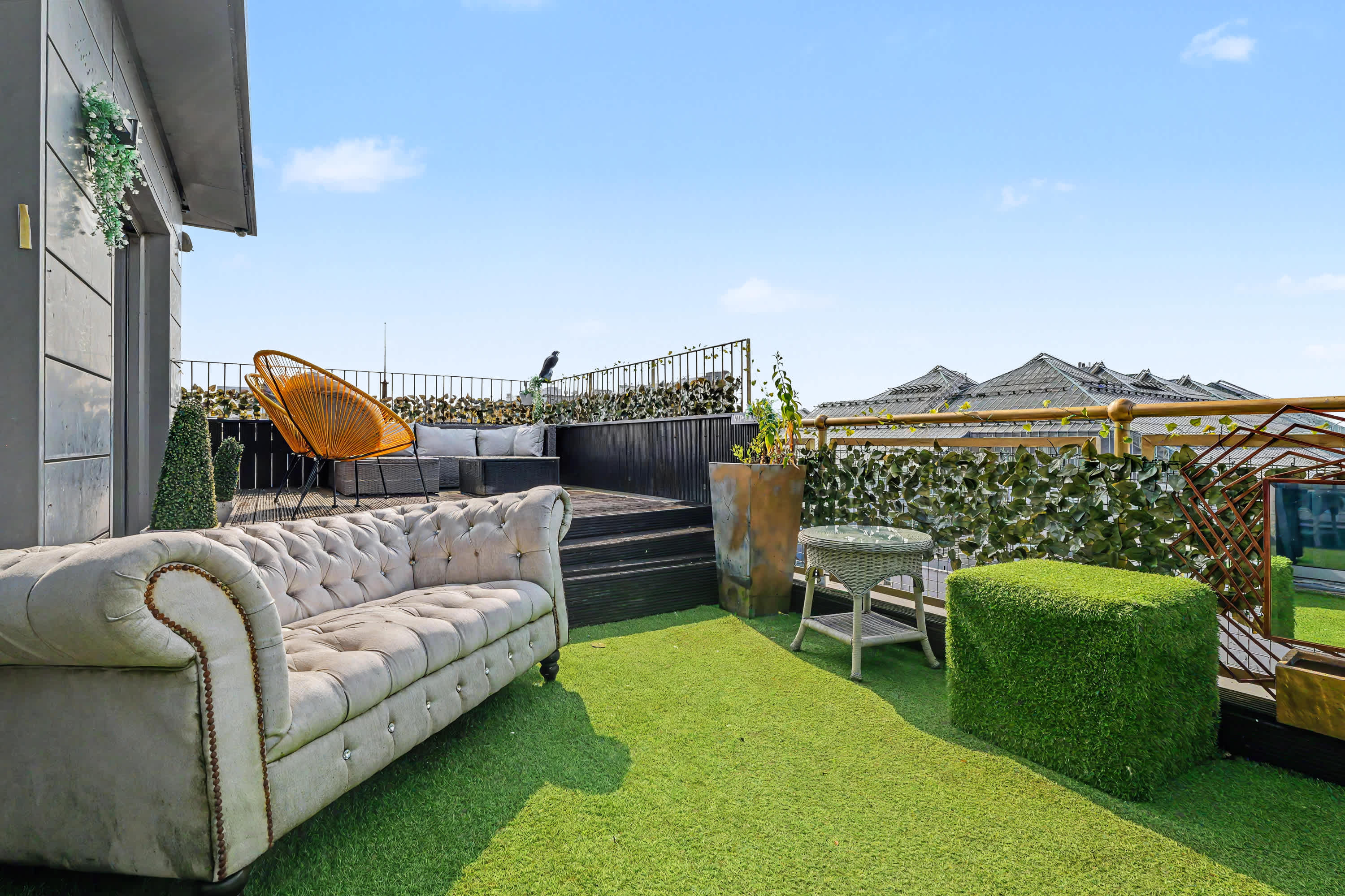 NEW | 2 Bedroom Glasgow Penthouse with Rooftop Terrace in Buchanan Street 10 G1 3LB - Property image 15 - VivreStays