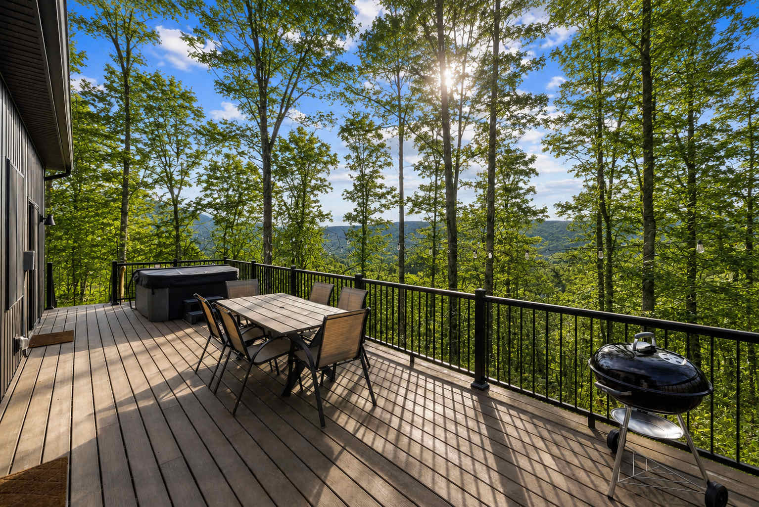Modern Cabin Retreat w Hot Tub, Sauna & Fire Pit