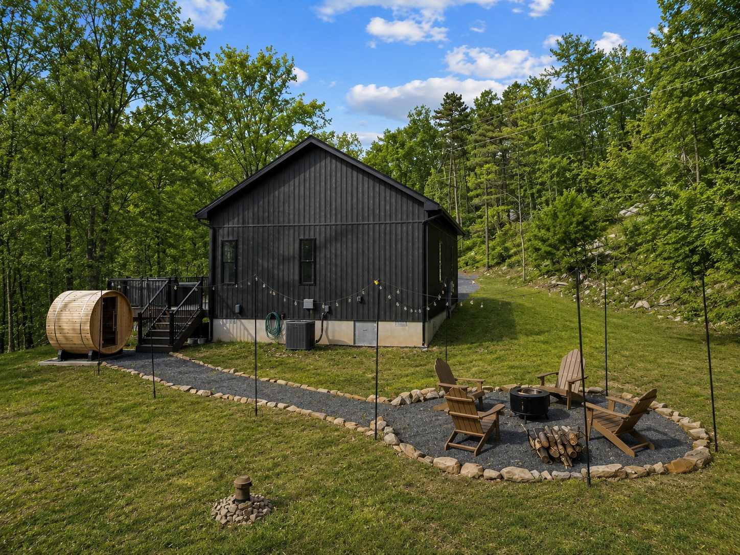 Modern Cabin Retreat w Hot Tub, Sauna & Fire Pit
