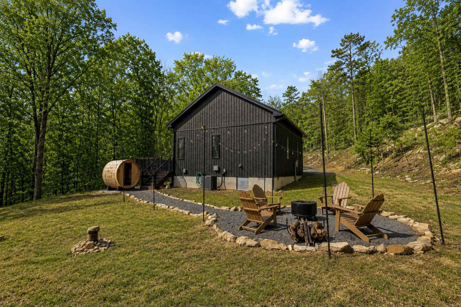 Modern Cabin Retreat w Hot Tub, Sauna & Fire Pit