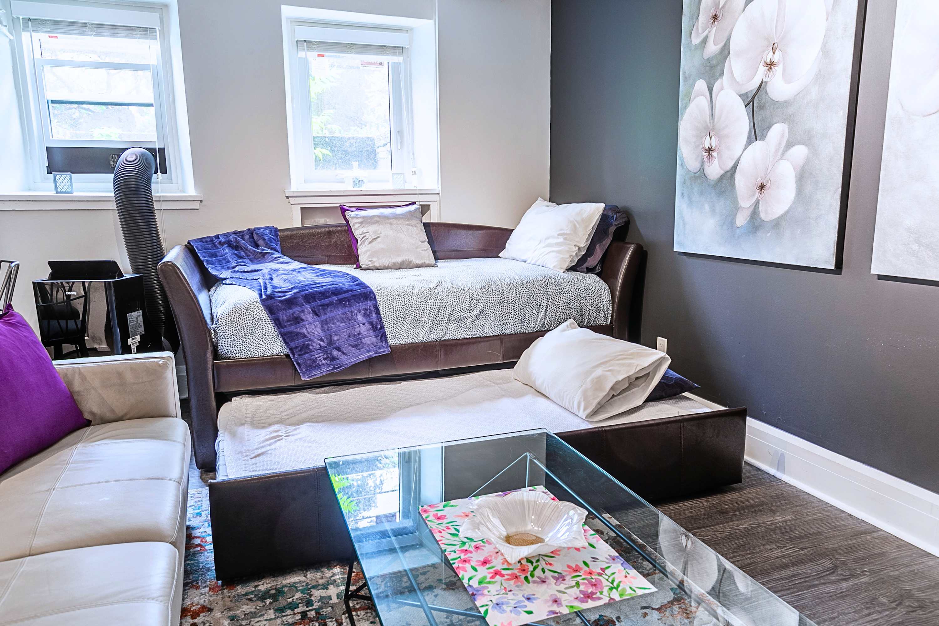 2BR Basement Unit in Durand Walk to GO | Photo 19