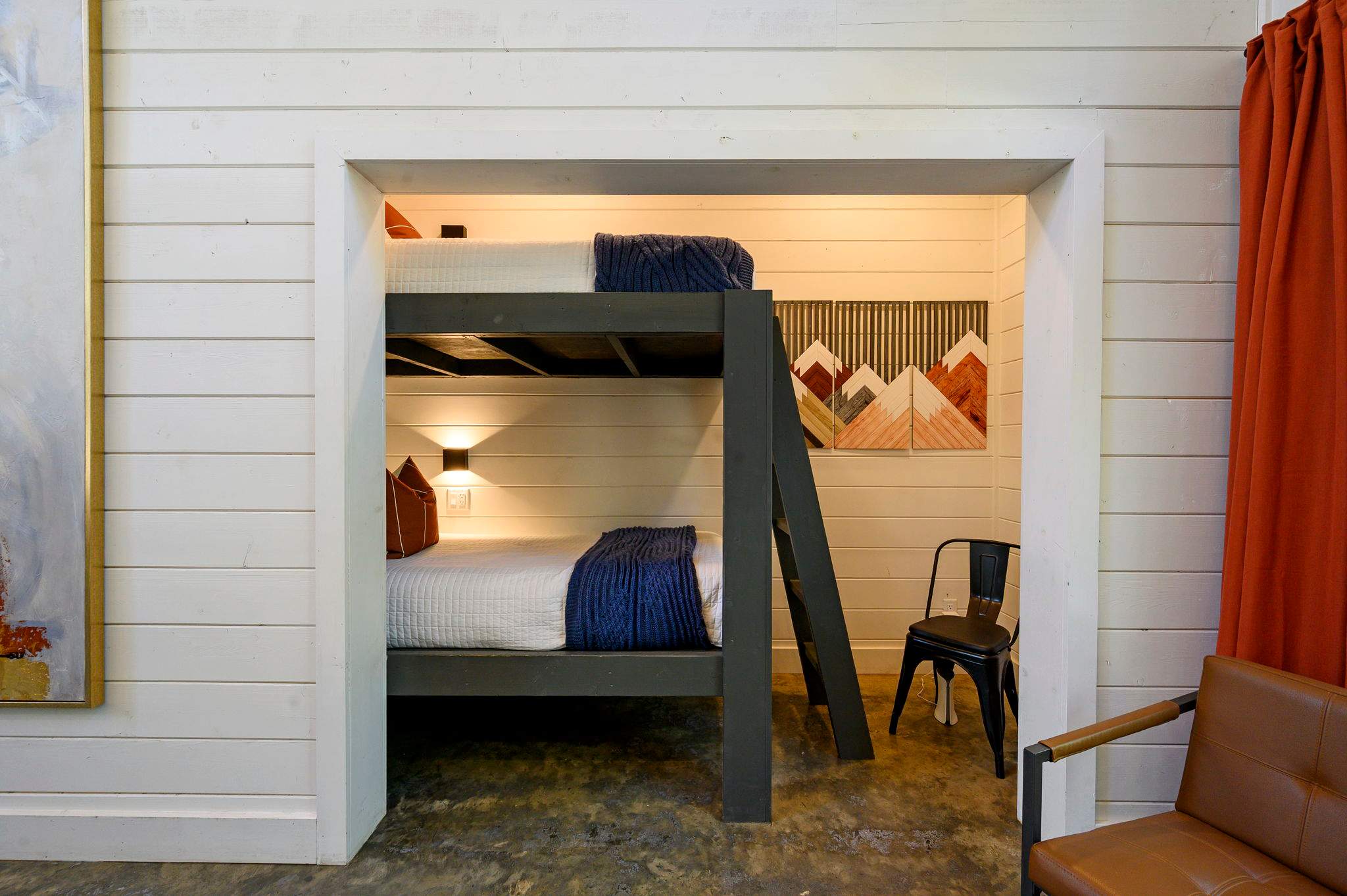 NEW! Modern Cabin - Hot Tub & Fire Pit - Sleeps 6!