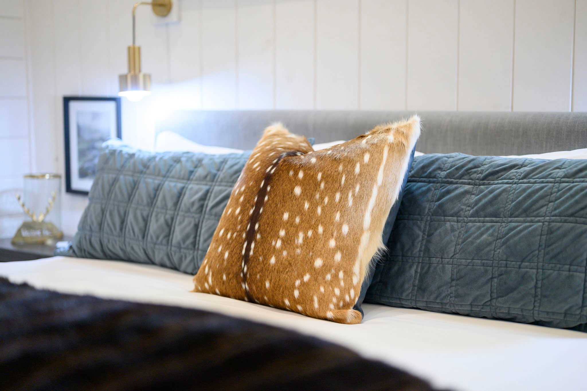 NEW! Modern Cabin - Hot Tub & Fire Pit - Sleeps 6!