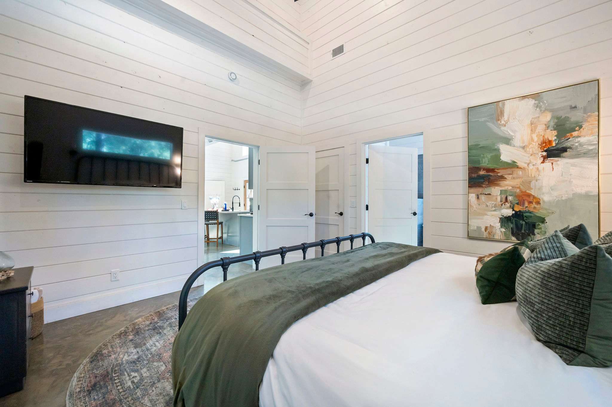 NEW! Modern Cabin - Hot Tub & Fire Pit - Sleeps 6!