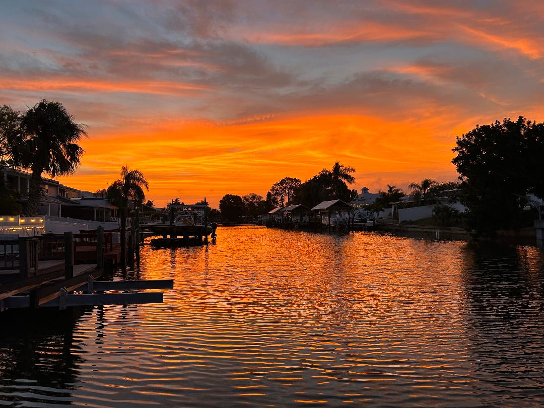The Salty Siren's Cove 3BDR 2