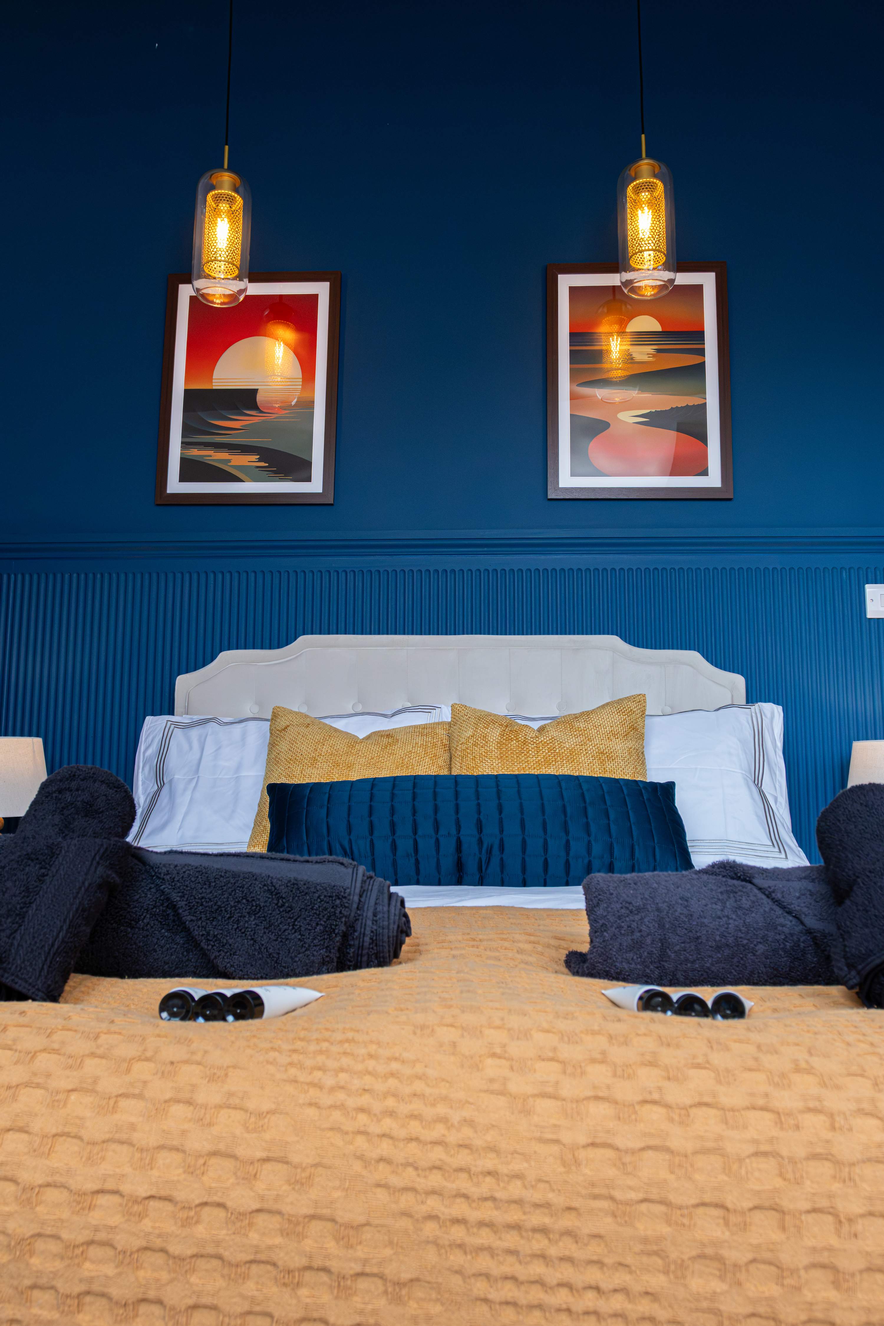 Luxury Seaton Beach Devon Sleeps 8 Parking in Queen Street 36 EX12 2RB - Property image 19 - VivreStays
