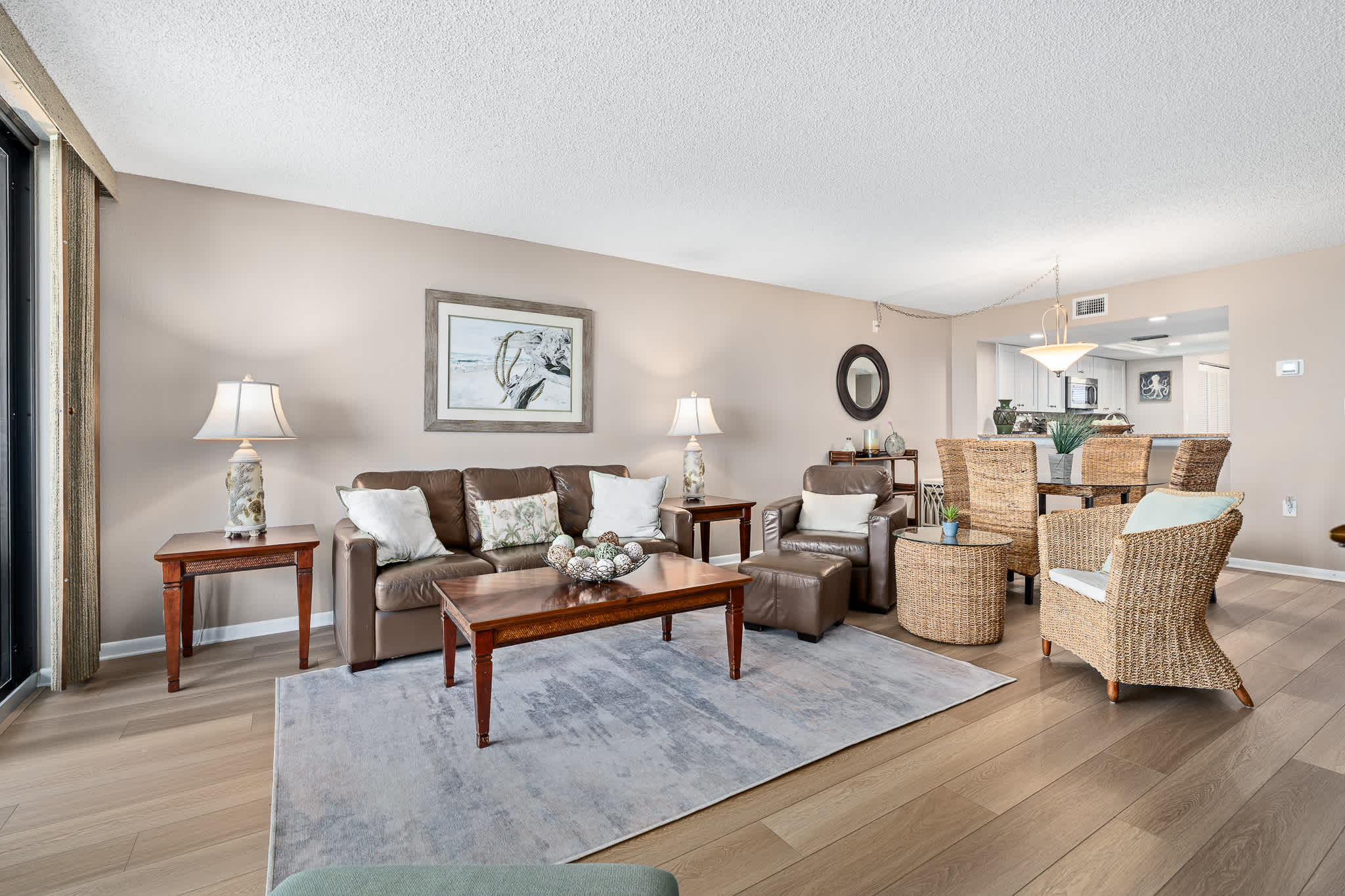 Sandy Toes l Oceanfront Condo l Heated Pool — photo 11