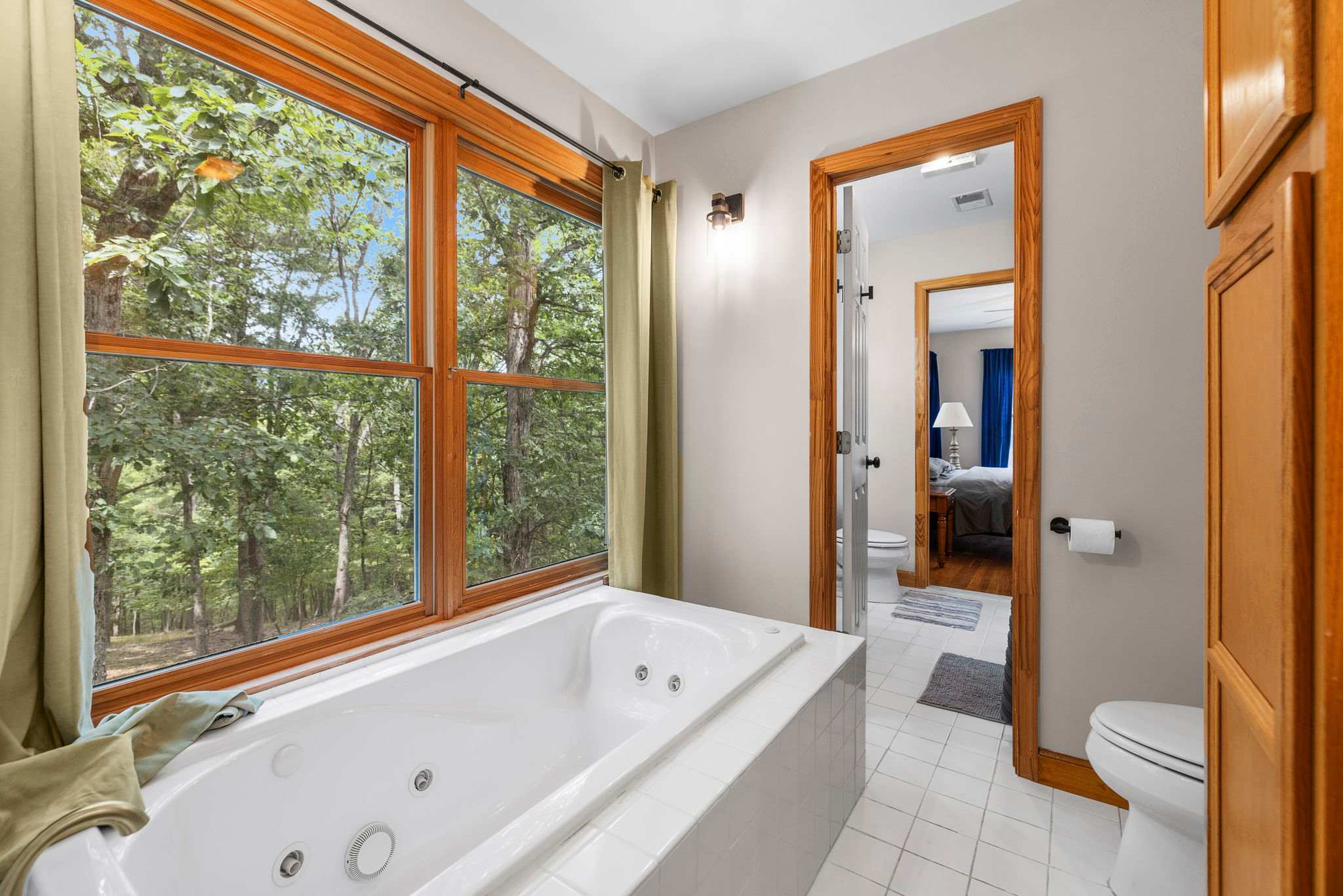 Paw Paw Mountain Lodge w/River Access & Fire Pit