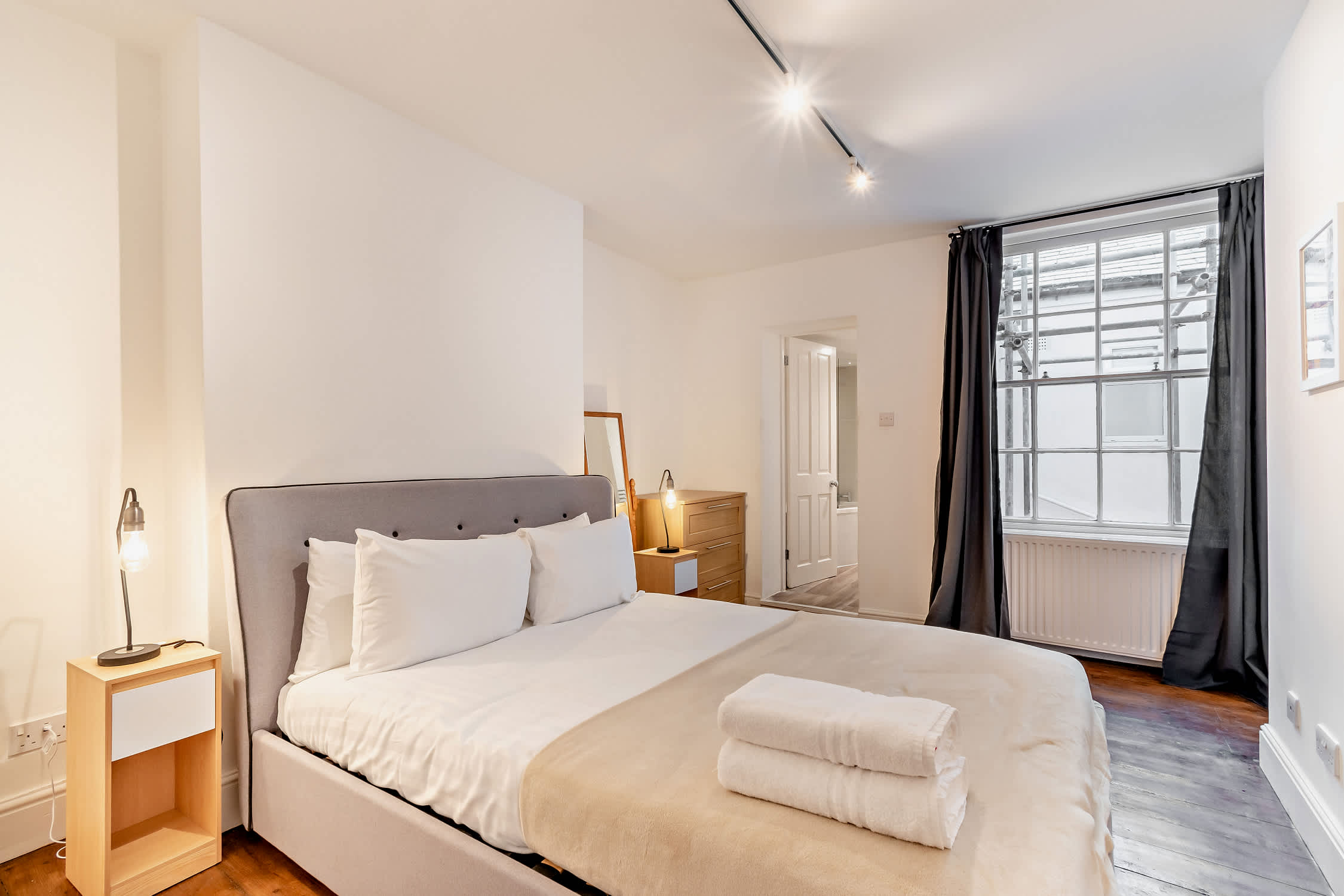 Host & Stay - 37 Regency Square – photo 5