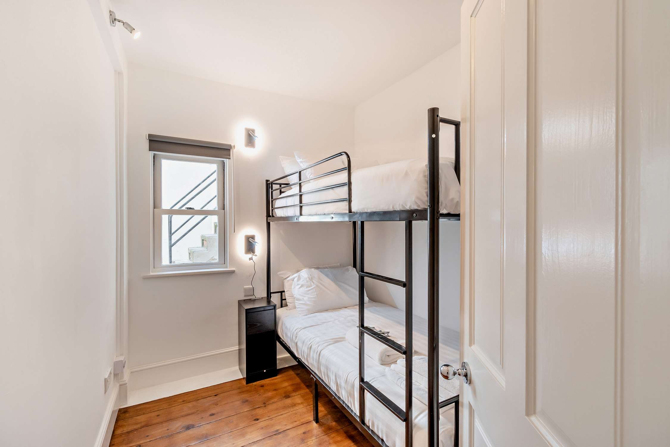 Host & Stay - 37 Regency Square – photo 25