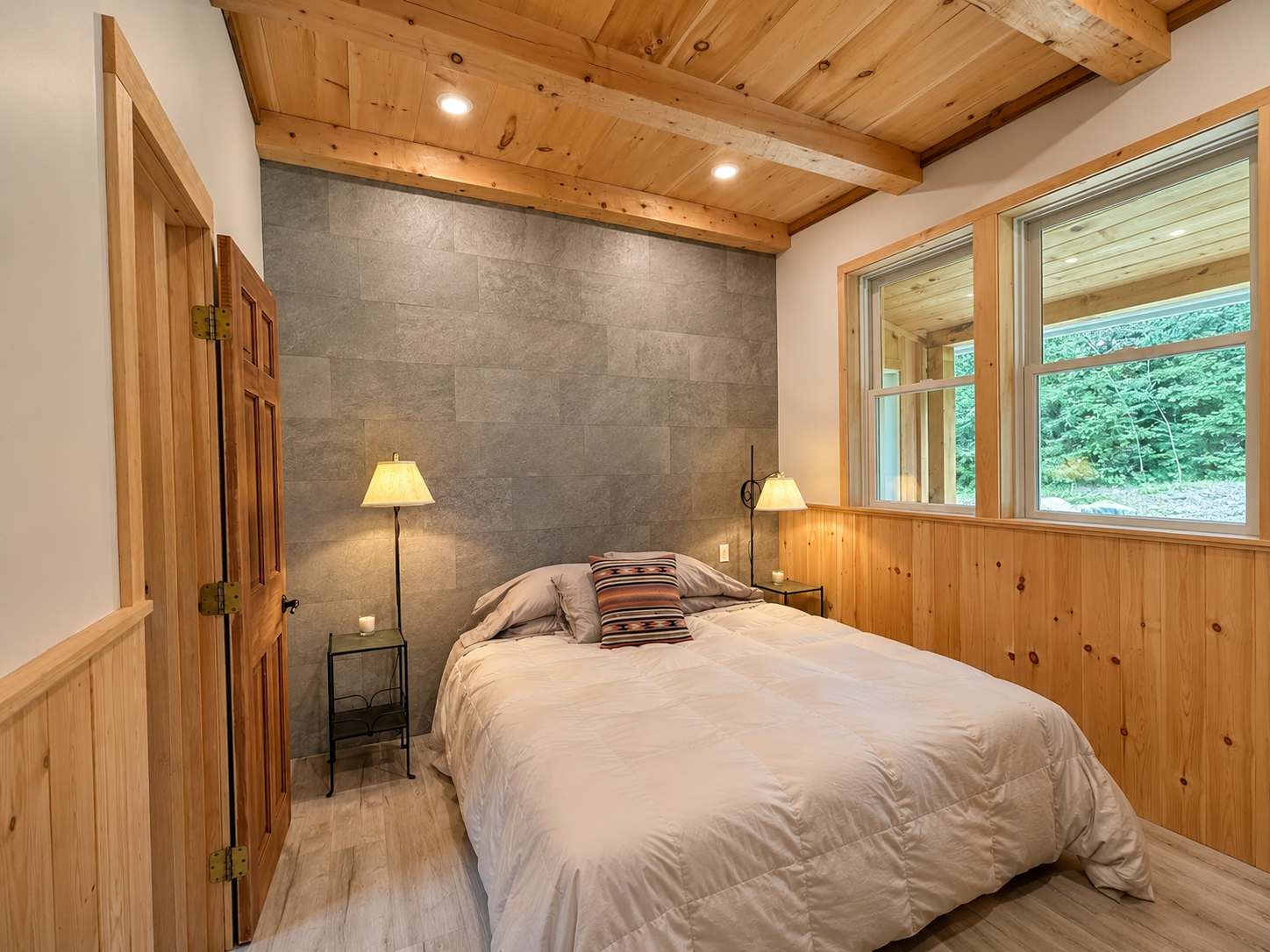 Vermont Cedar Cottage | Fireplace & Pond Views