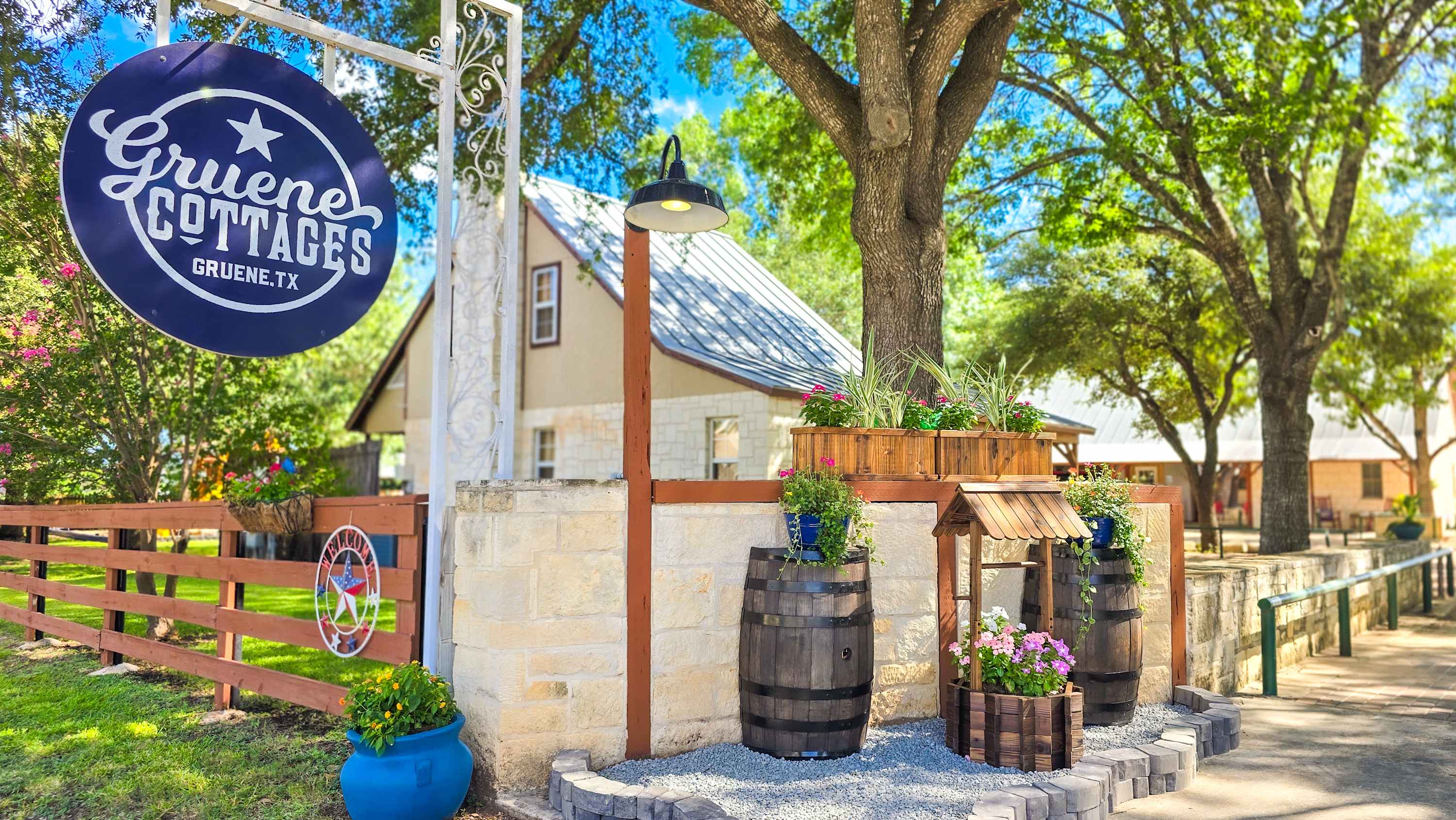This charming getaway is sure to become your favorite home away from home!​