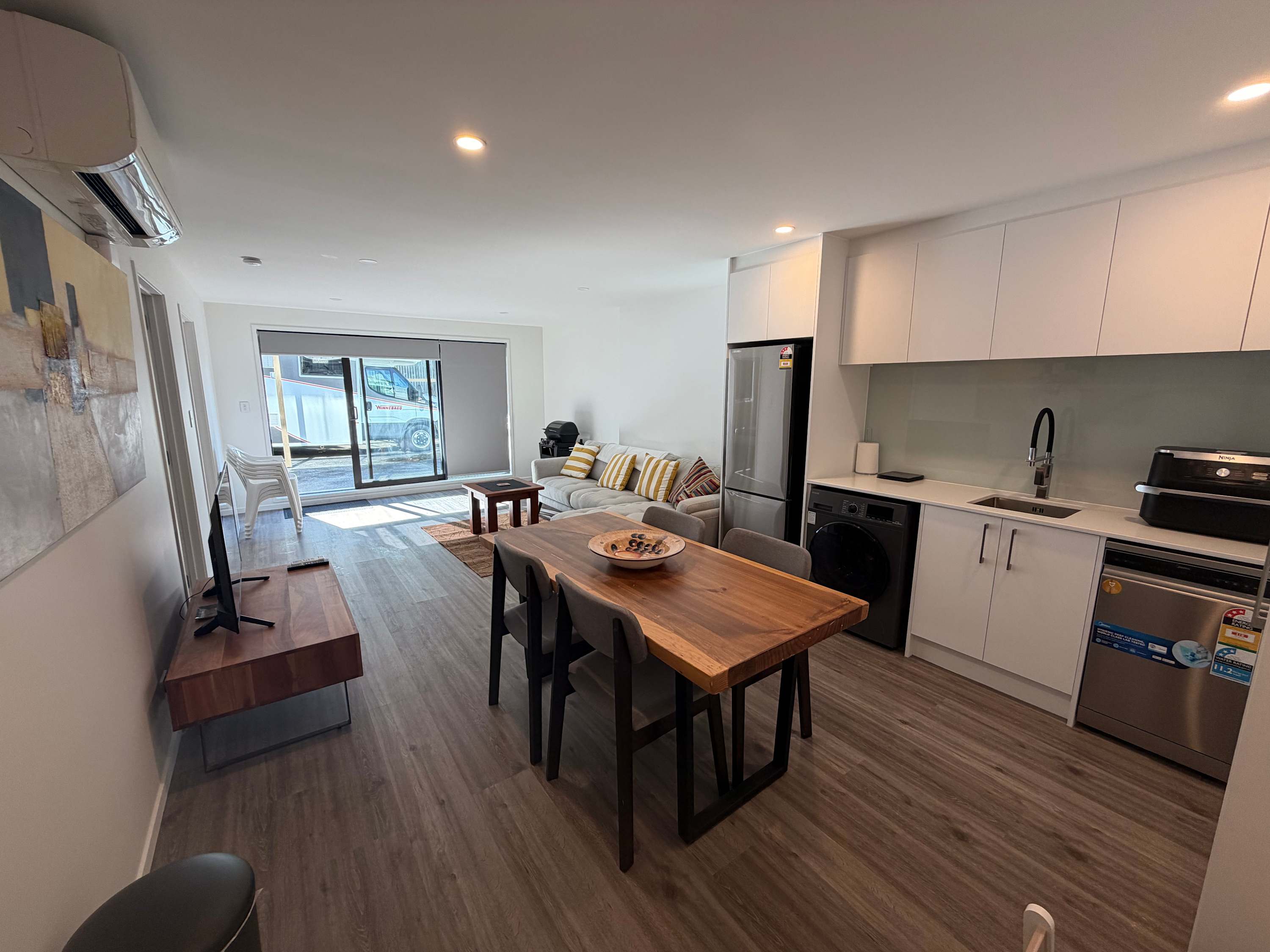 Seabreeze Army Bay Apartment 2