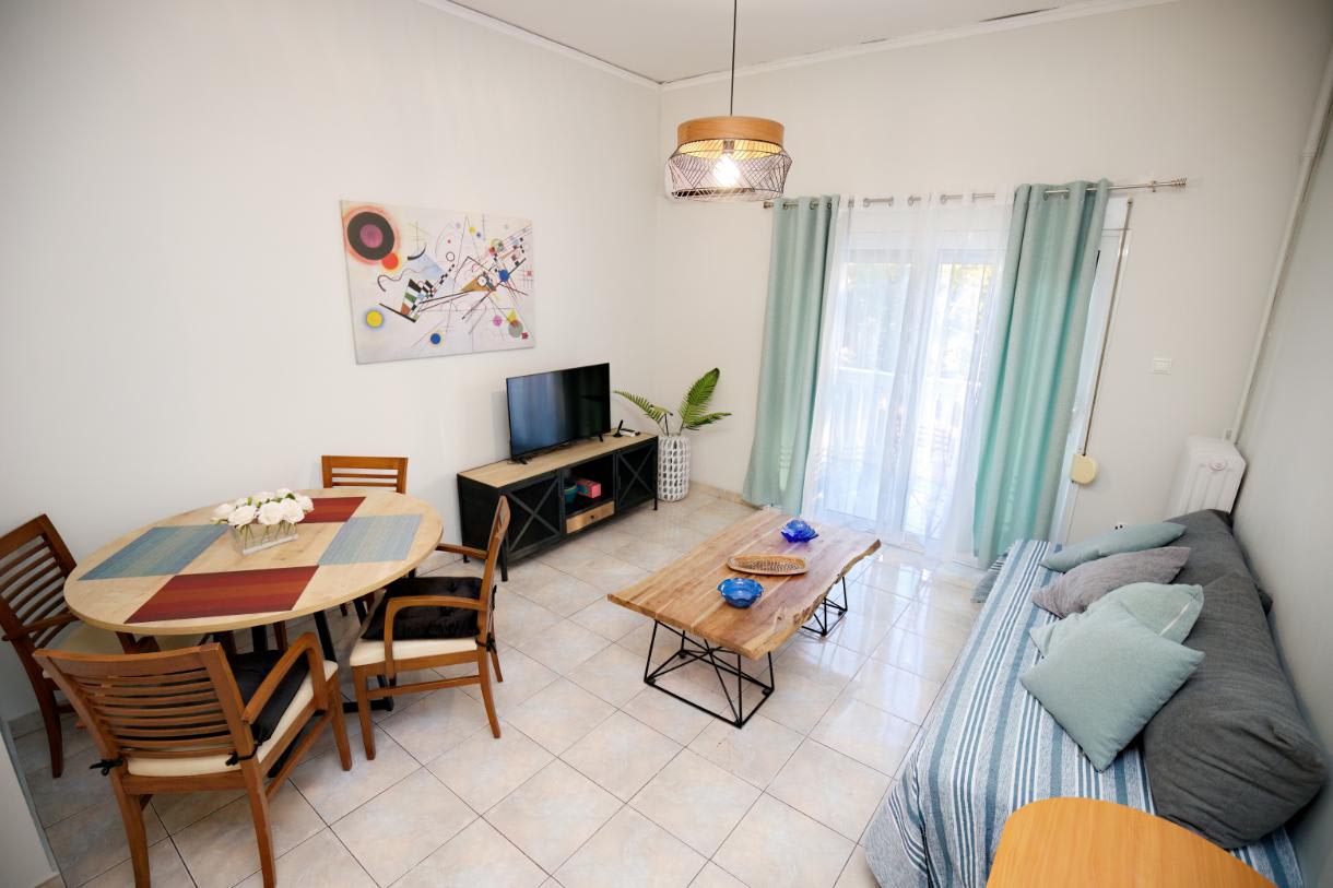 Pantheon - A Cozy Nest in the Center of Athens — Athina, Attica — vacation rental