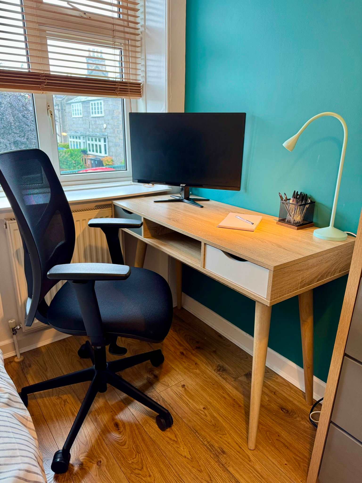 Spacious Aberdeen Home- Dedicated Workspace-Wi-Fi in 22 Mayfield Gardens AB15 7YZ - Property image 6 - VivreStays