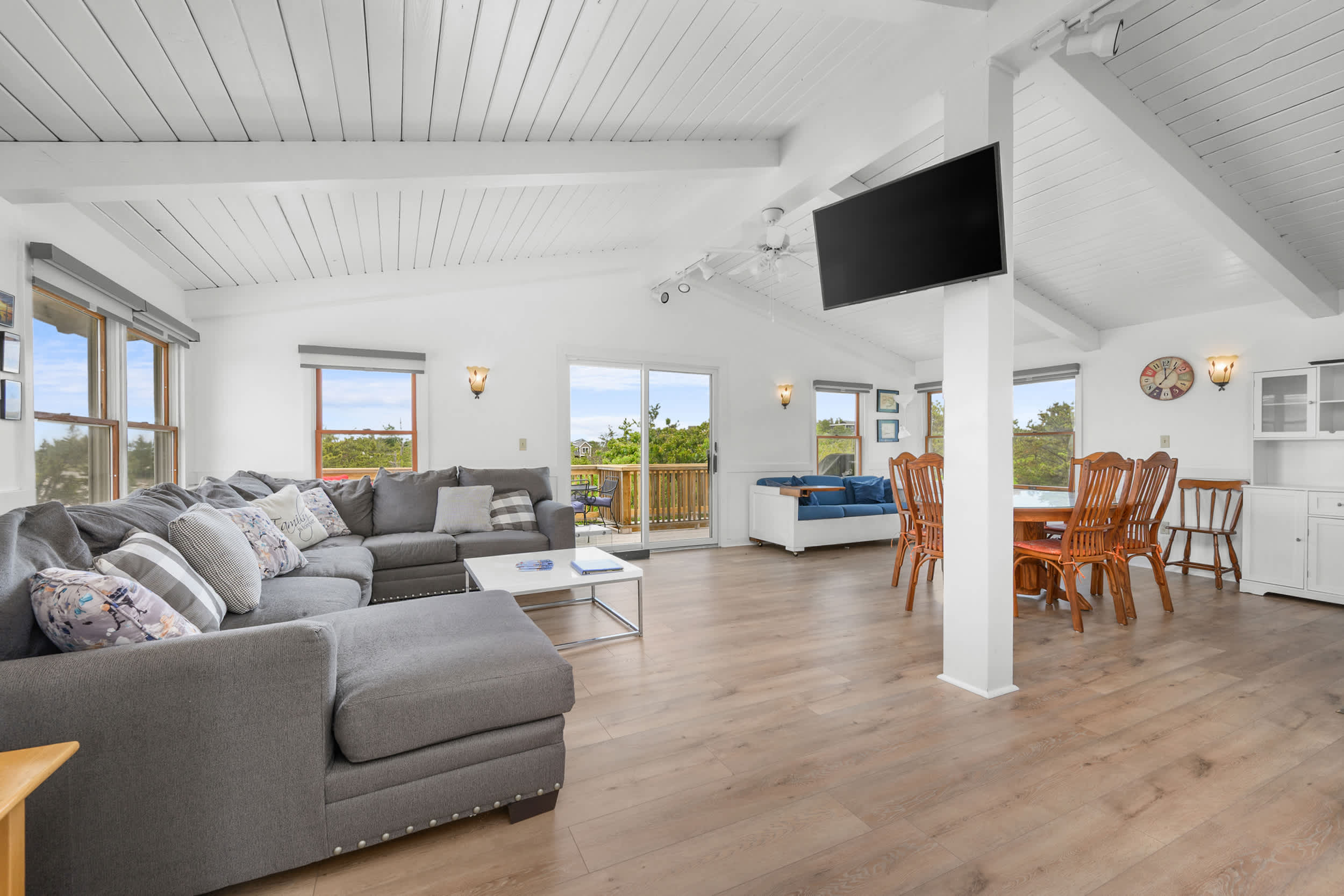 Truro Waterfront Cottage 150 to Private Beach 7