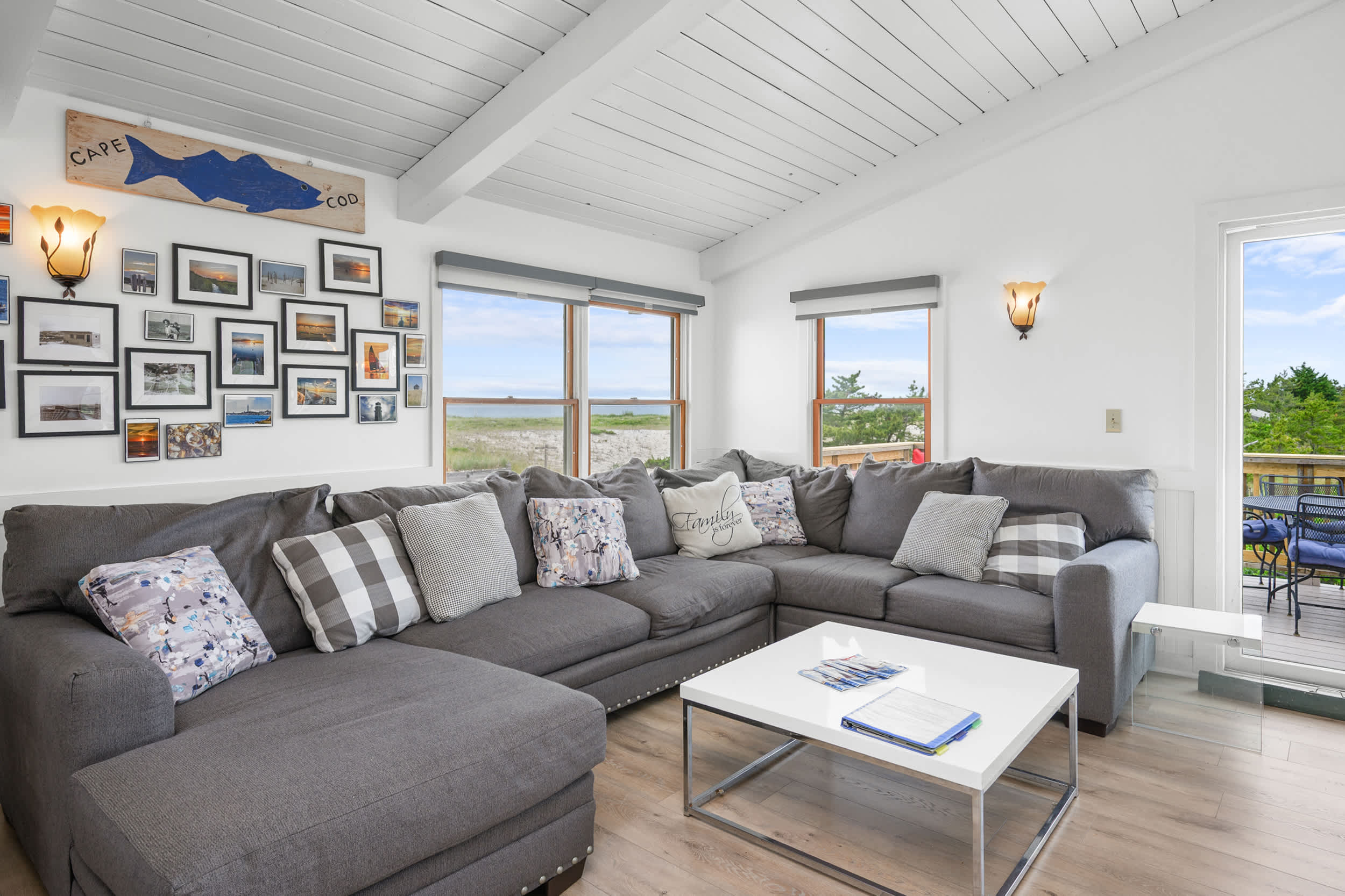 Truro Waterfront Cottage 150 to Private Beach 6