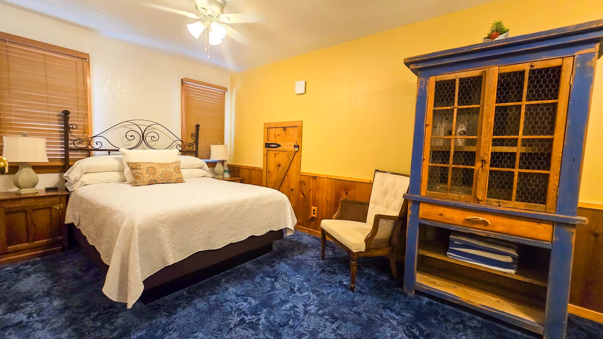 Frio Suite’s second bedroom includes a pair of plush queen-sized beds​