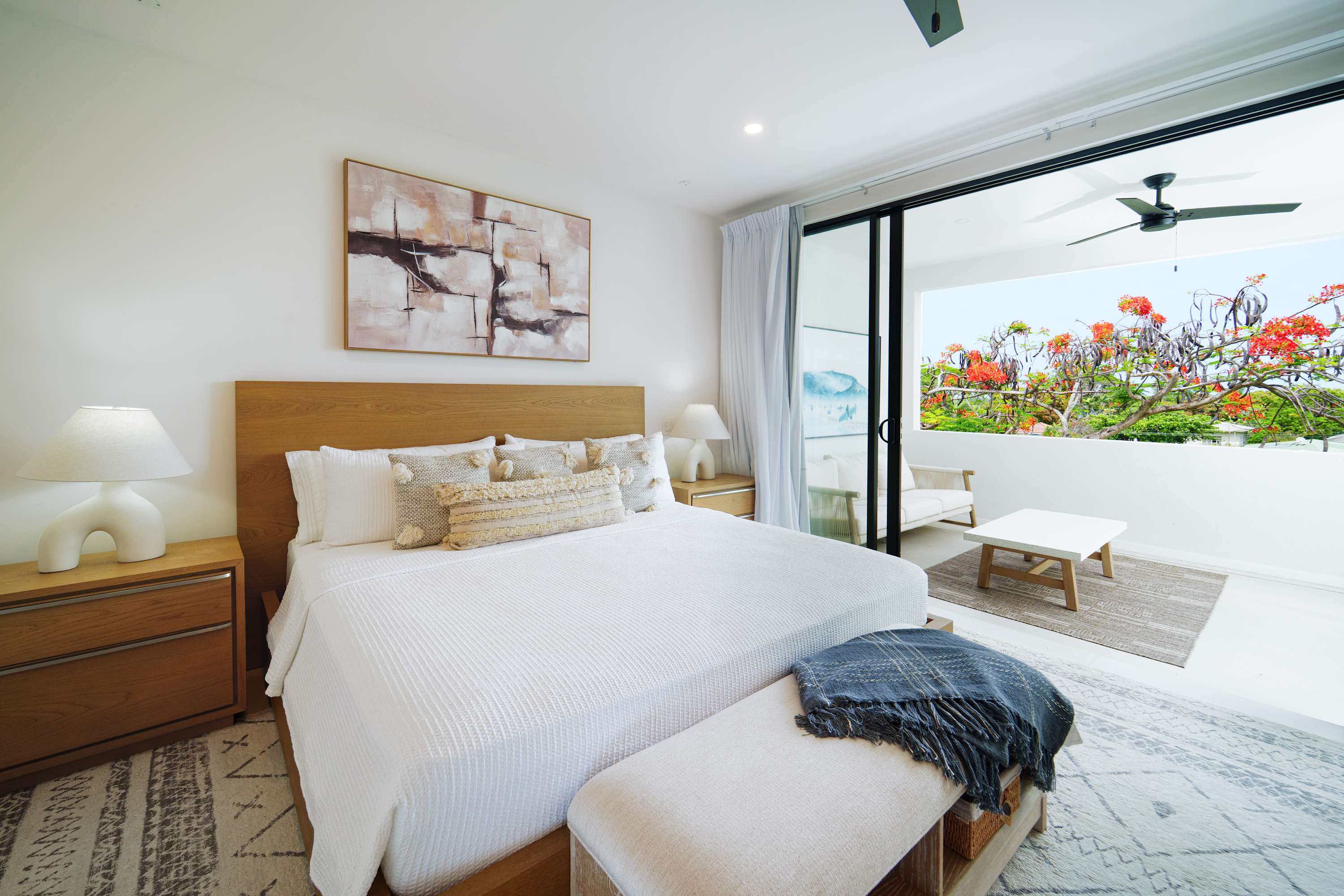 New CHIC 3BR Villa, Walk to Beach! Pool & Terrace