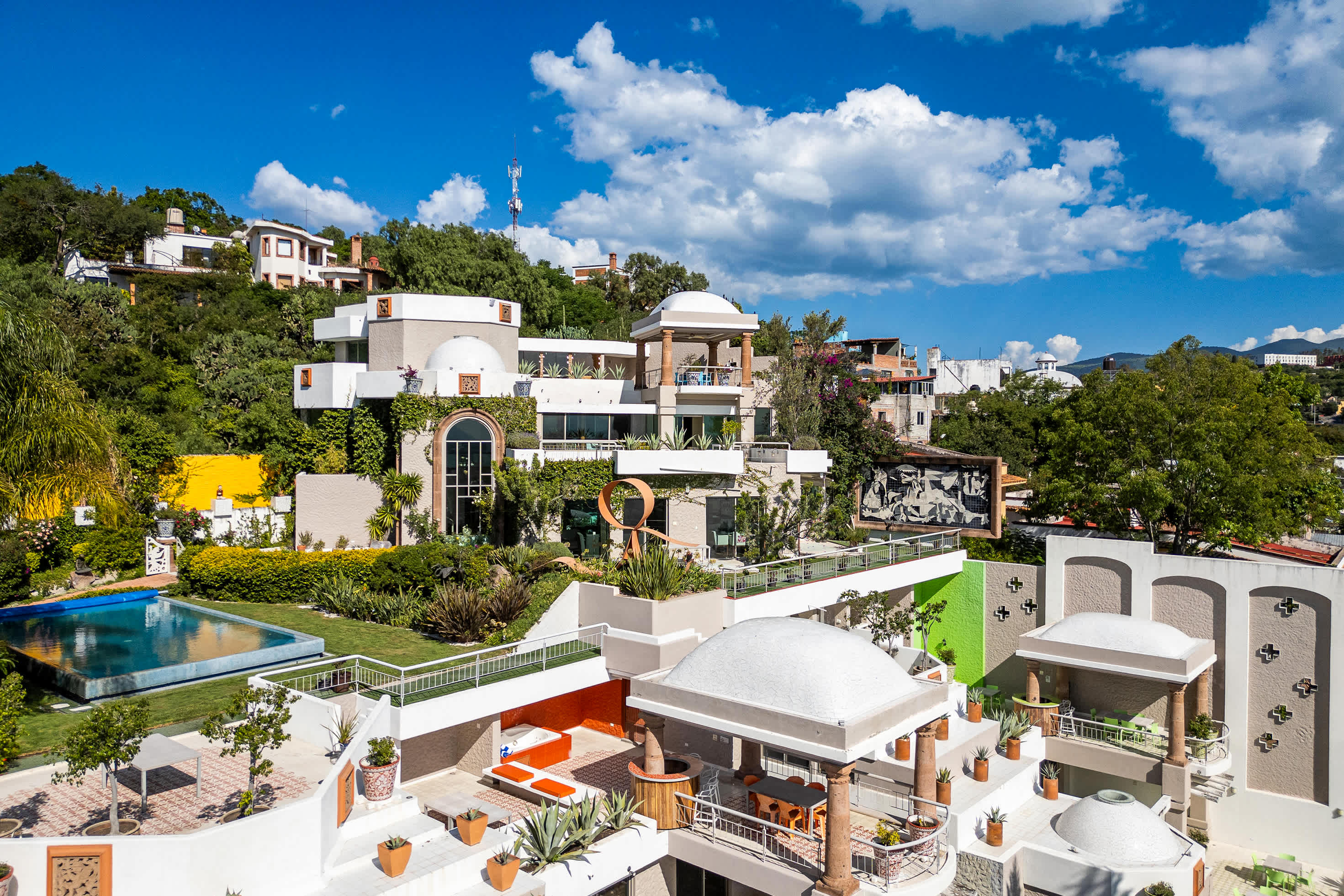 Abacanto Estate, 3 Luxury Homes w/ Pool & Views