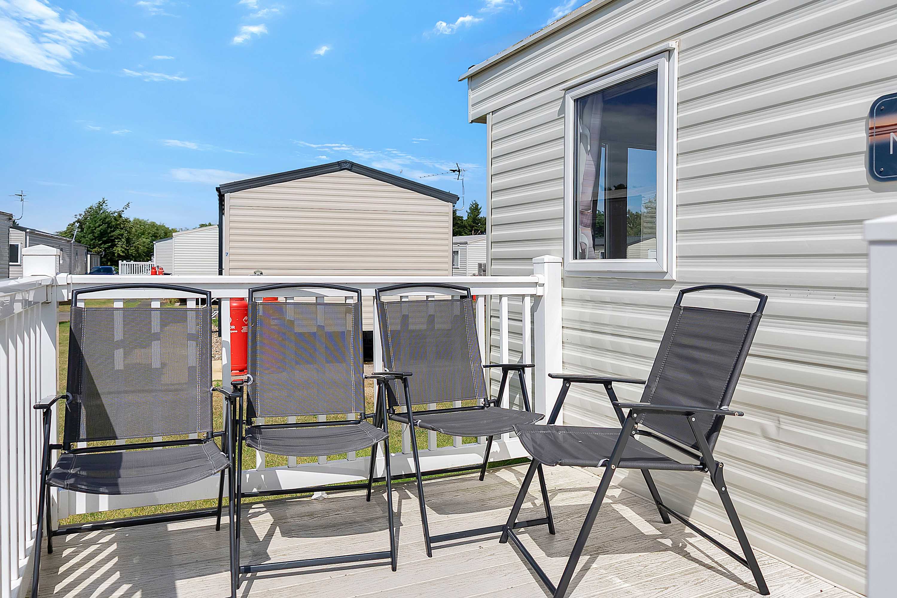 Nr Beach-30 Mins to Edinburgh-3BR Coastal Caravan in Links Road EH32 - Property image 6 - VivreStays