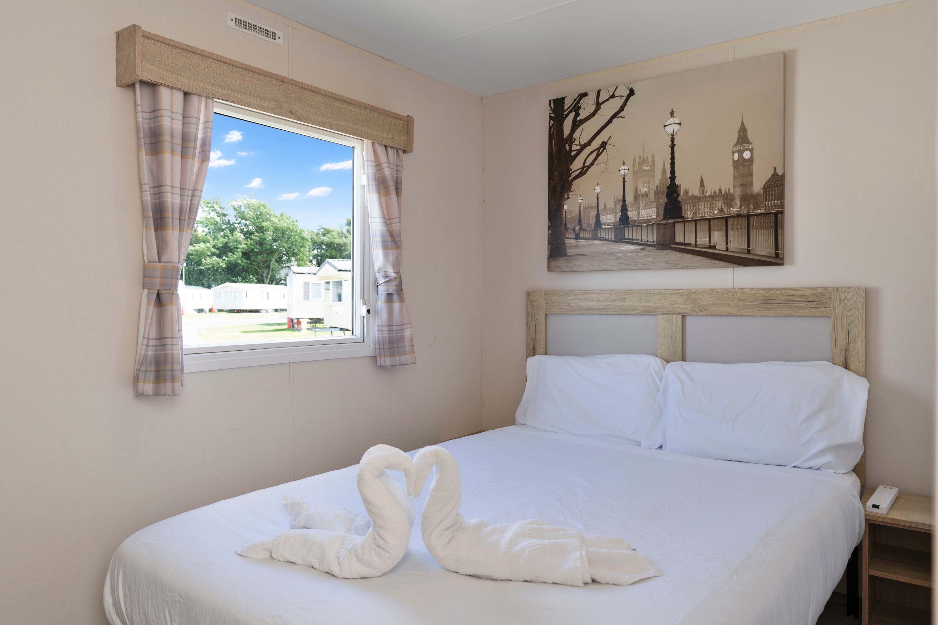 Nr Beach-30 Mins to Edinburgh-3BR Coastal Caravan in Links Road EH32 - Property image 15 - VivreStays