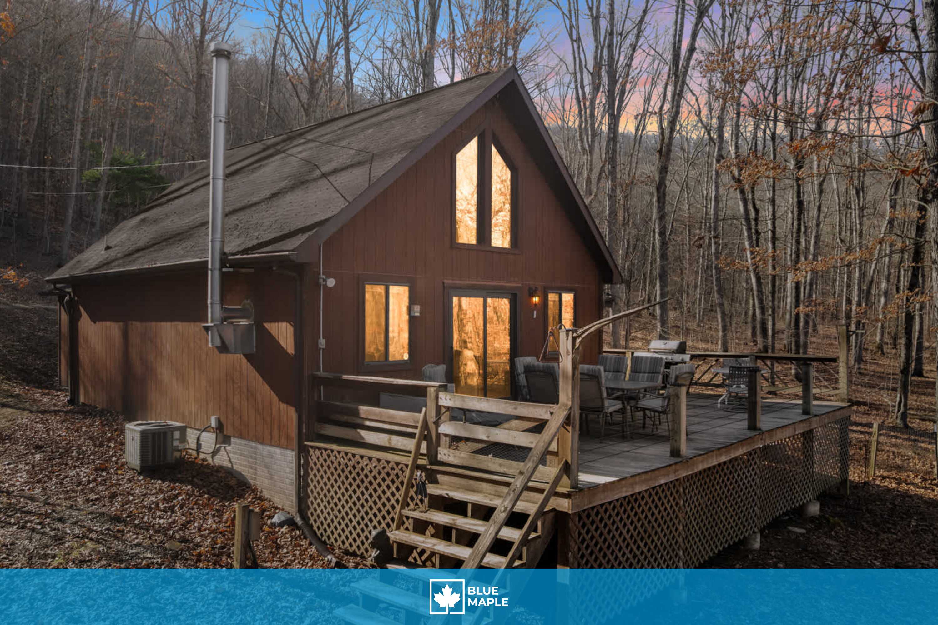 Lakefront w Water Toys, Deck, Fire Pit & Grill