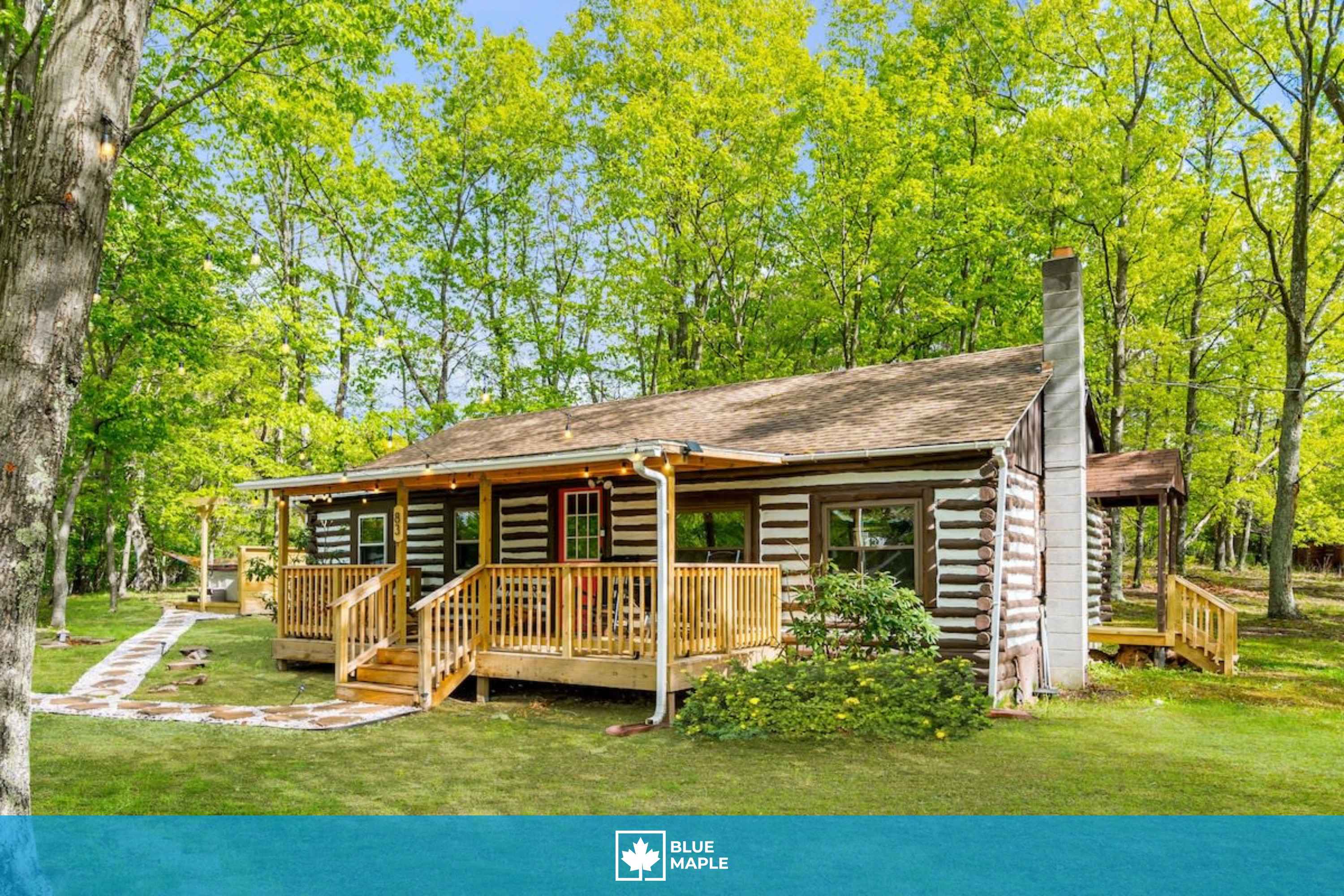 Modernized Log Cabin w Hot Tub, Fire Pit & Views!
