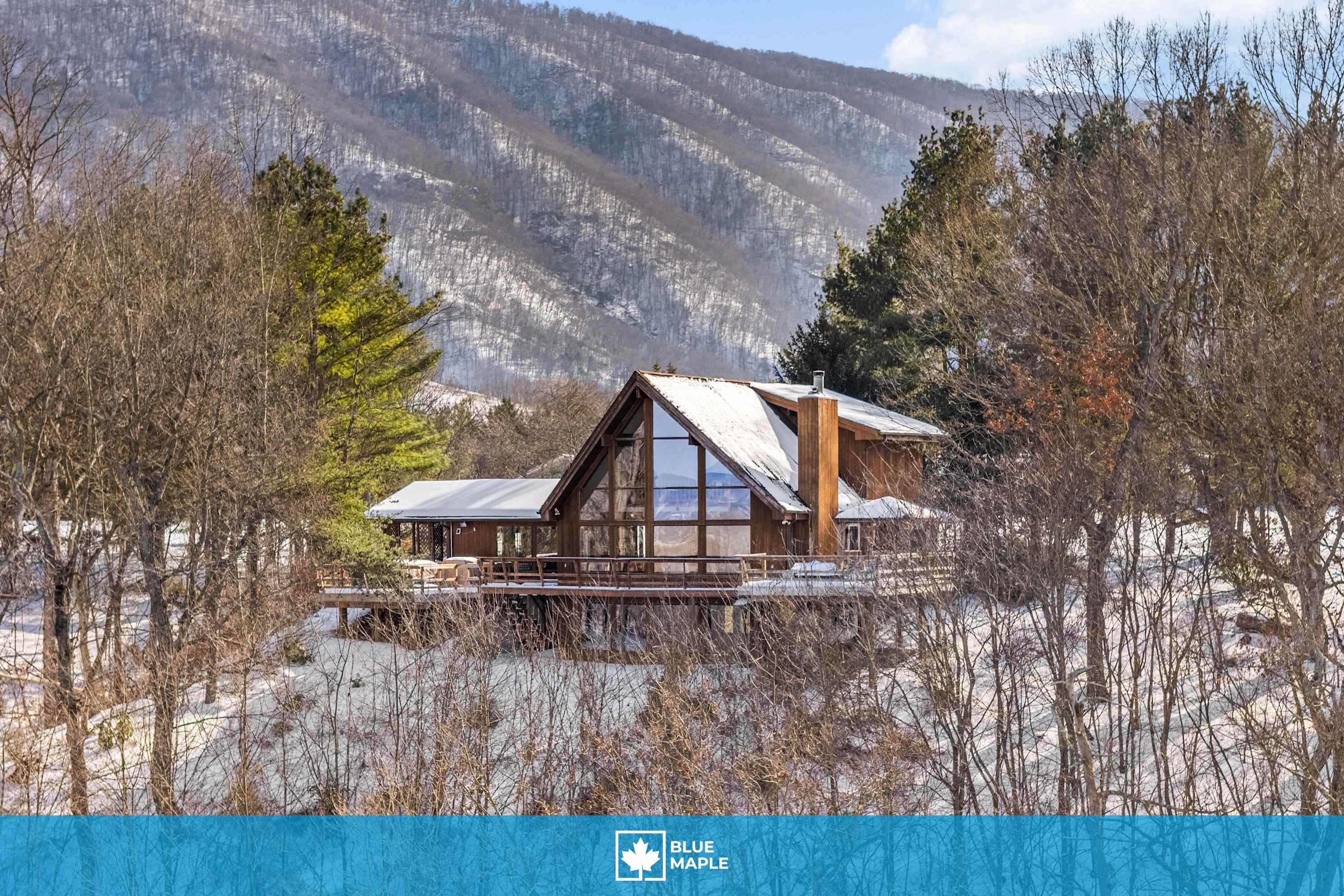 Amazing Views, Hot Tub, Deck, FirePit & Game Room