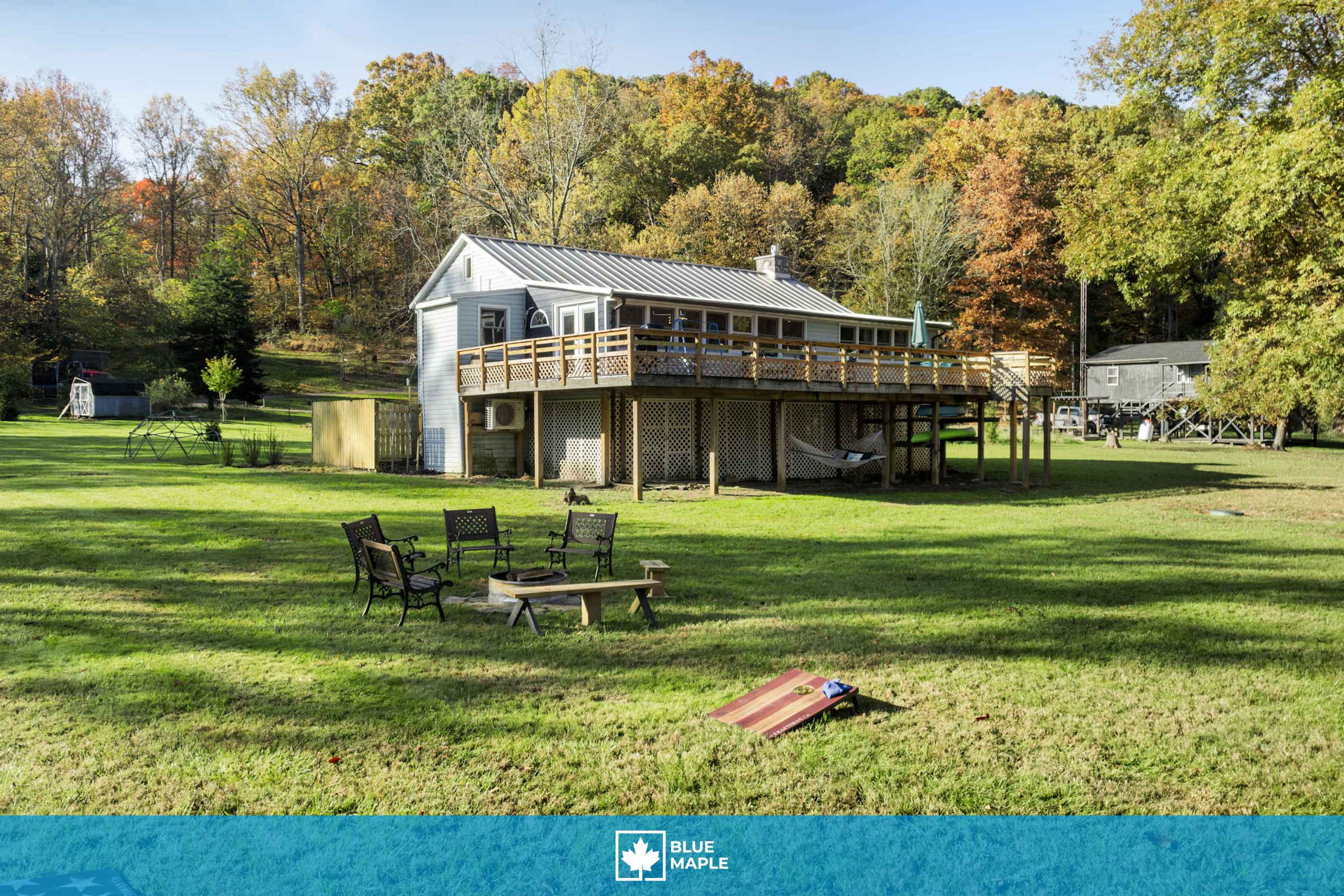 Riverfront w Deck, Grill, Fire pit & Climbing Wall