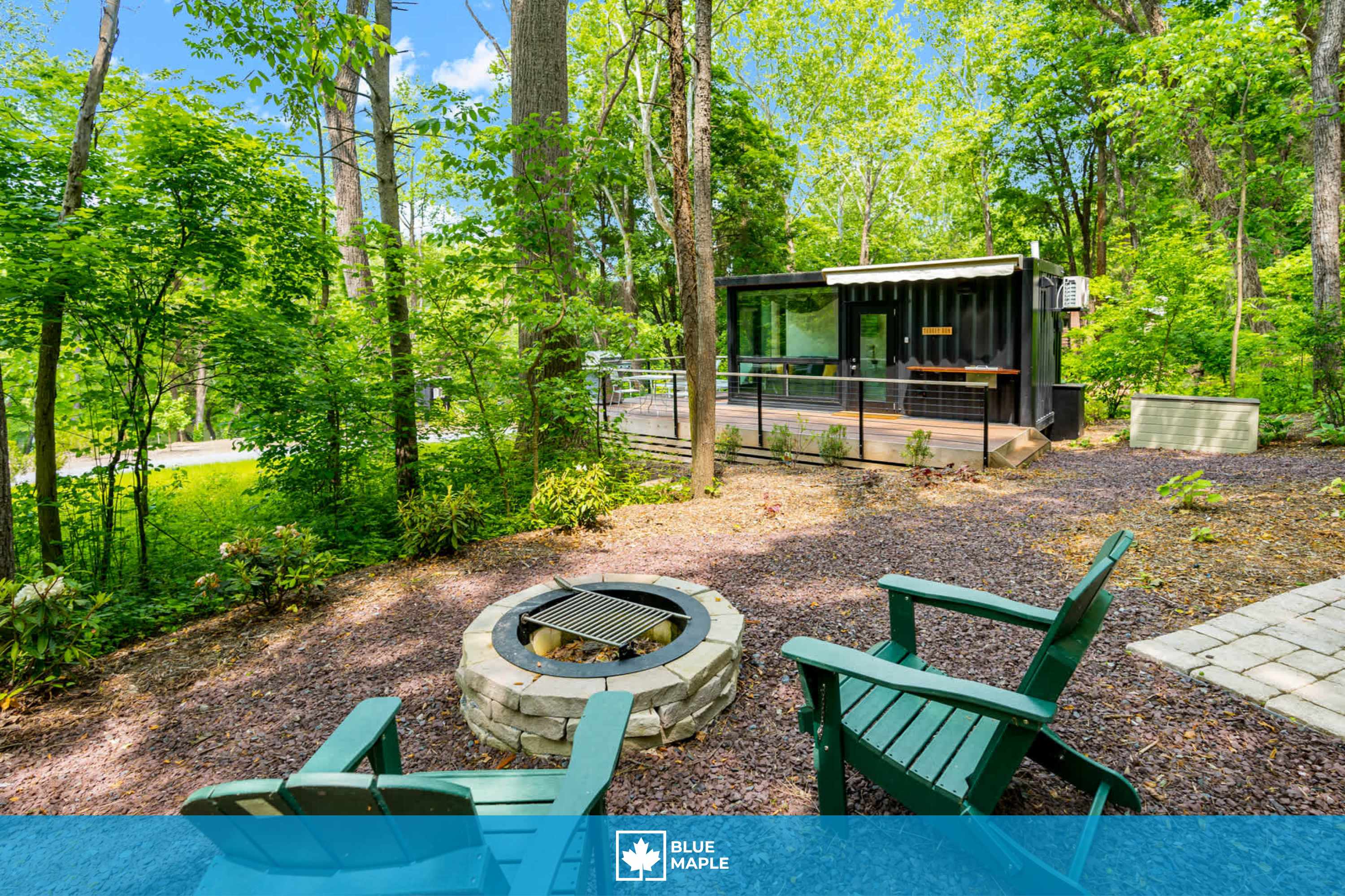 Cute Riverside Cabin w Hot Tub, Fire Pit, & Kayaks