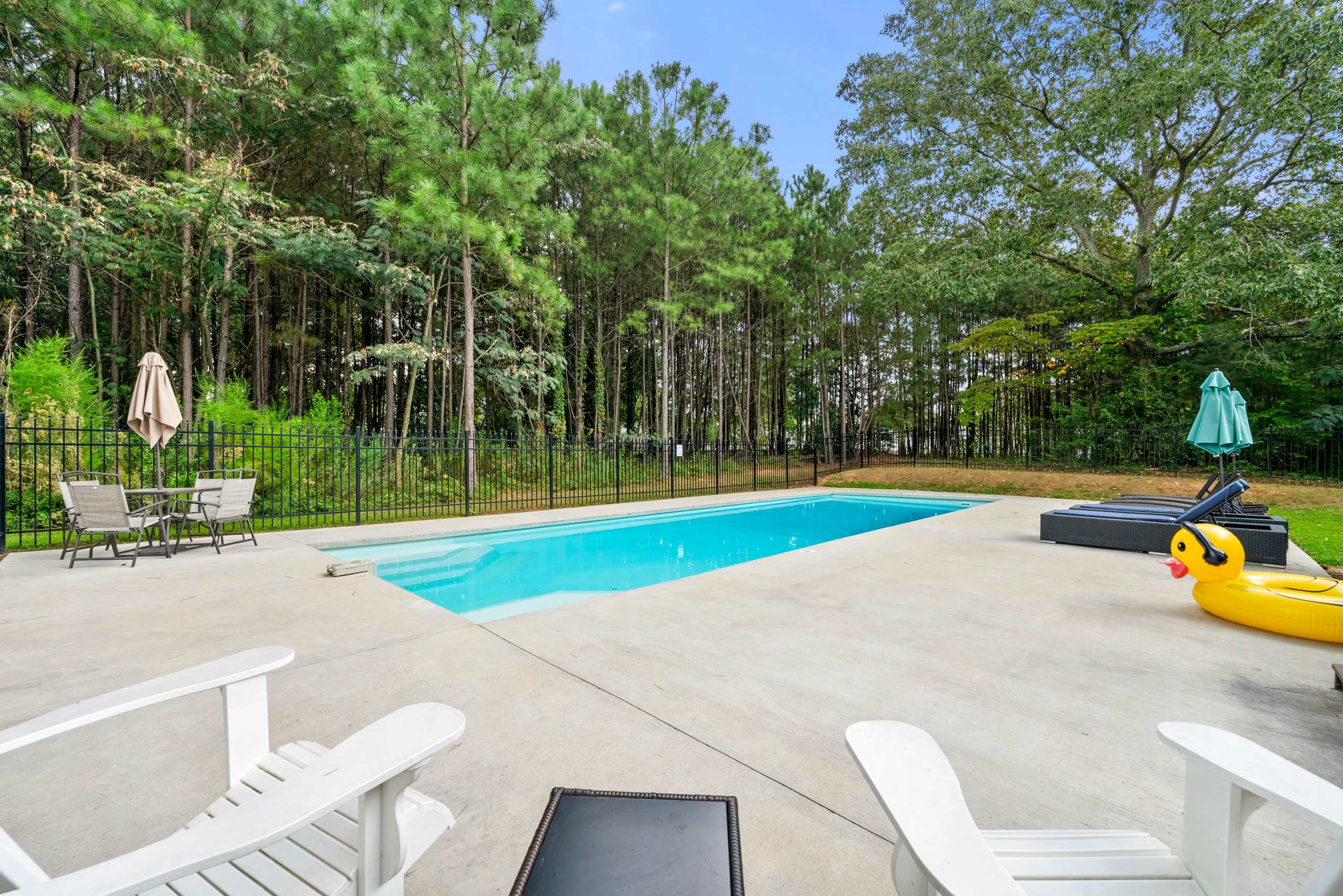 ATL airport pool villa, sleeps 10 - Foto 3