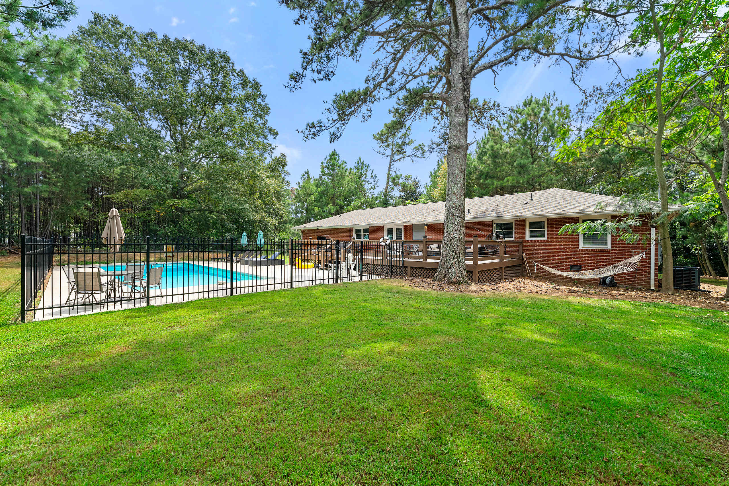 ATL airport pool villa, sleeps 10 - Foto 7
