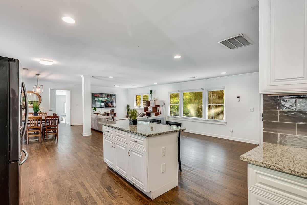 ATL airport pool villa, sleeps 10 - Foto 27
